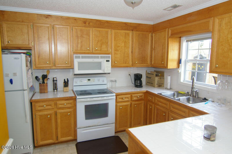 Exterior photo of 2325 Vineyard Drive C8, Winterville, NC 28590. MLS: 100602884