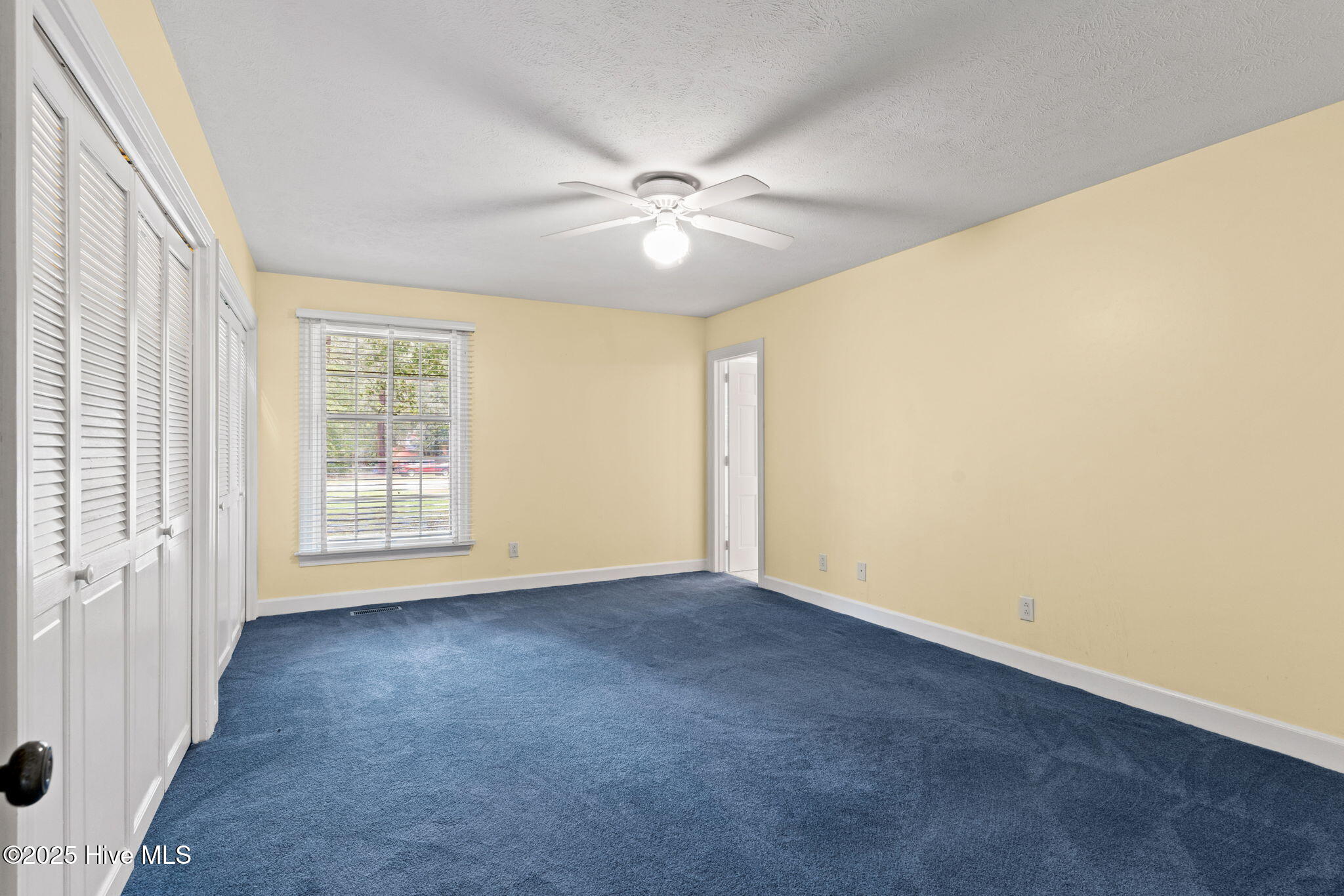 100526462 | Photo 44