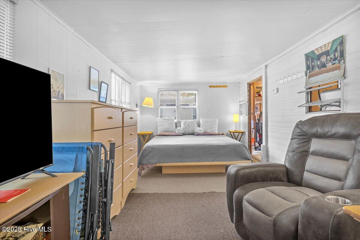 230 NE 66th Street, Oak Island, NC, 28465