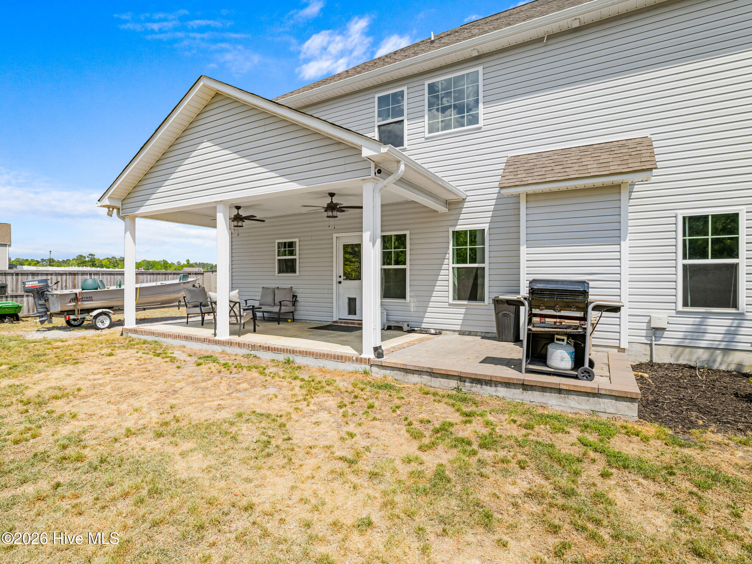 100570237 | Photo 12