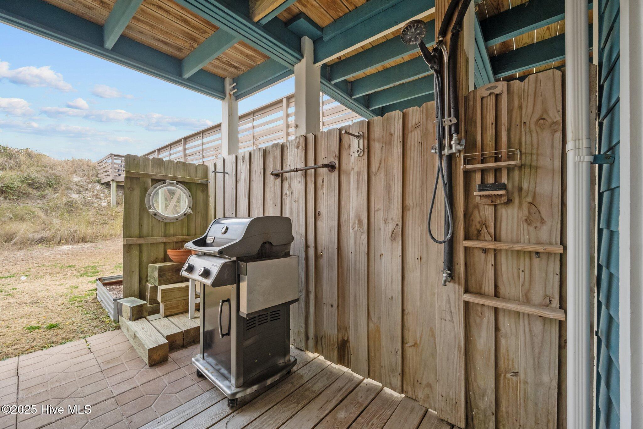 100547539 | Photo 39