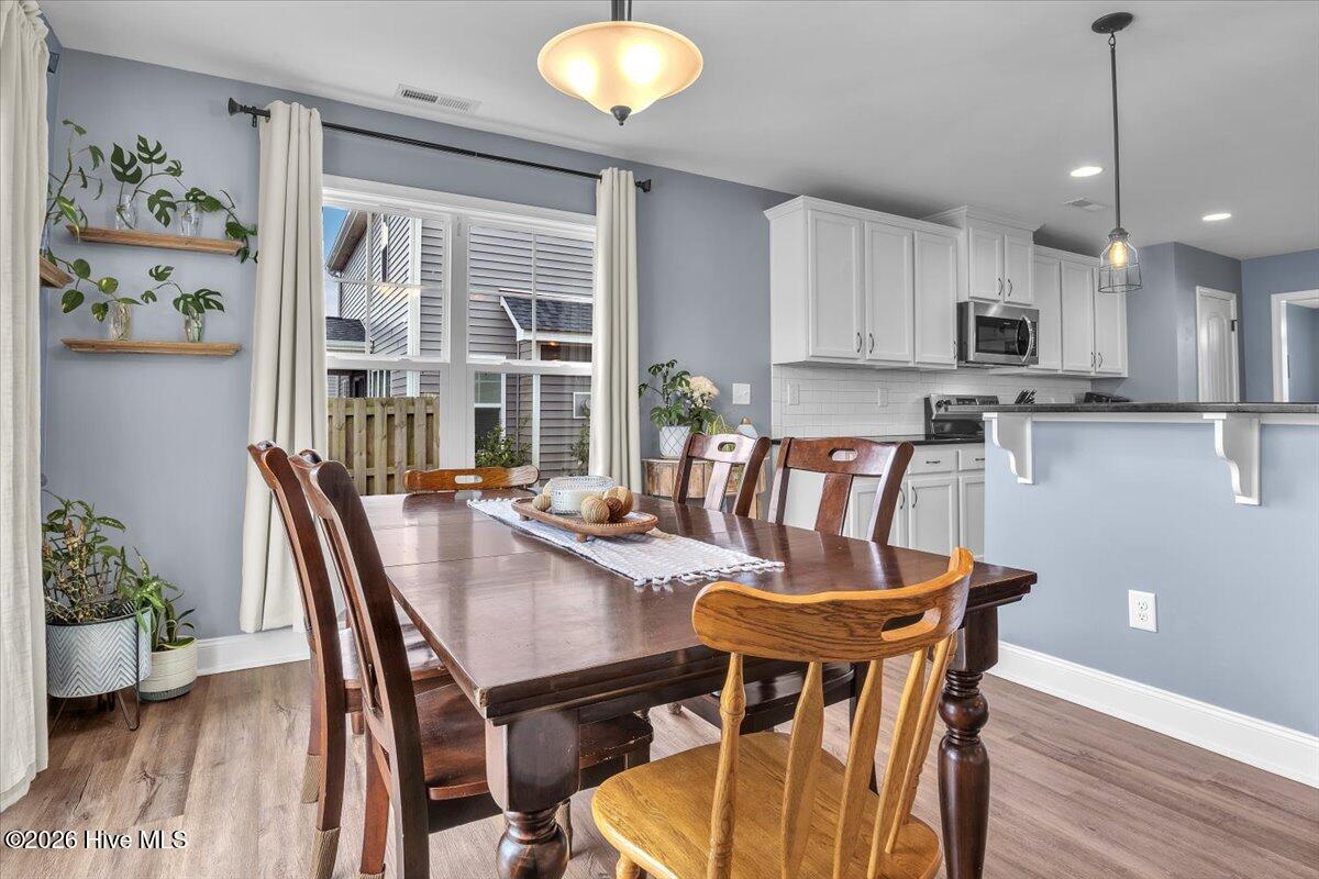 100558740 | Photo 17