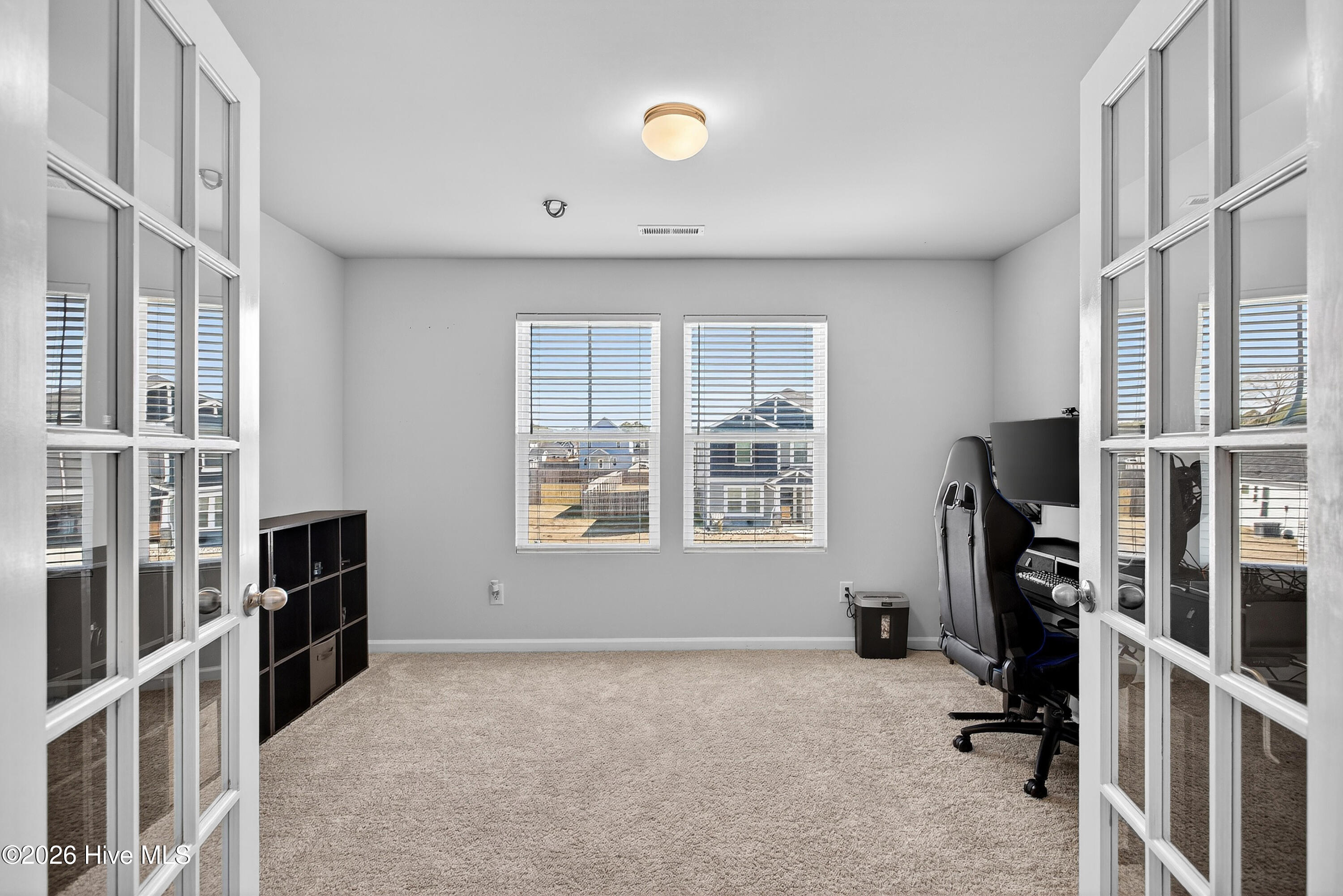 100555689 | Photo 28