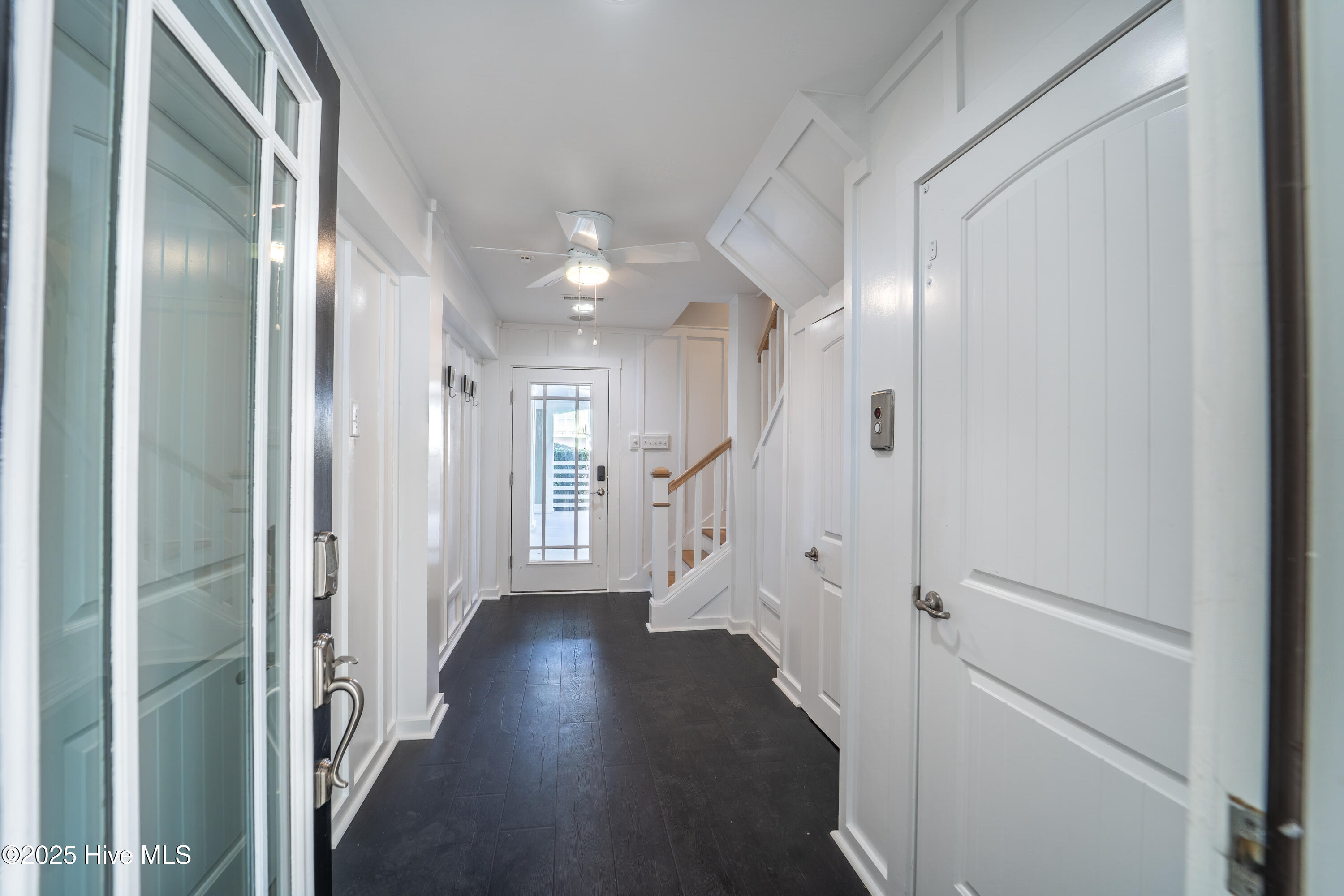 100544642 | Photo 14