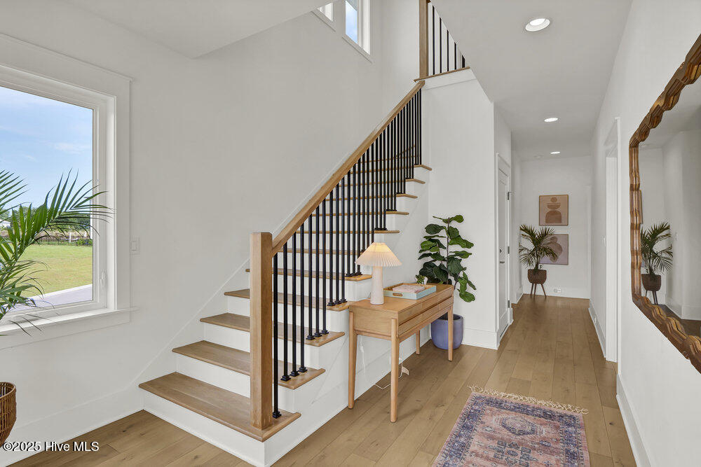 100520014 | Photo 43