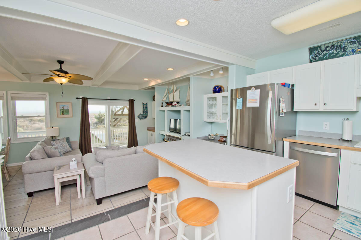 100560263 | Photo 12