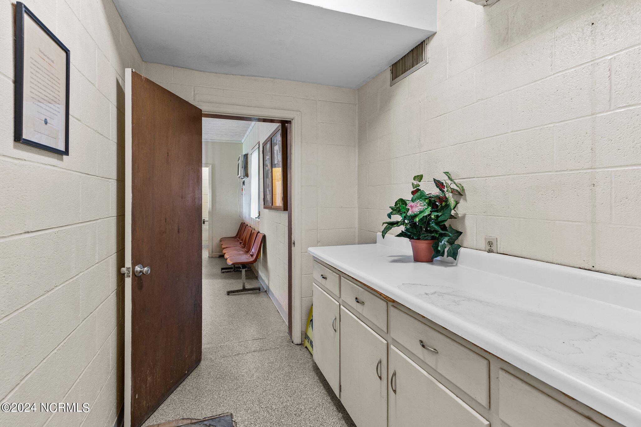 100517313 | Photo 20