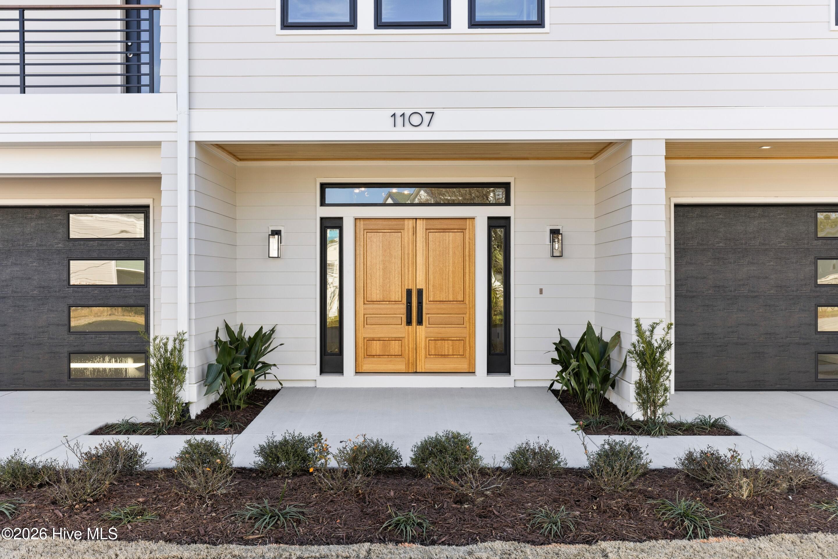 100545146 | Photo 74