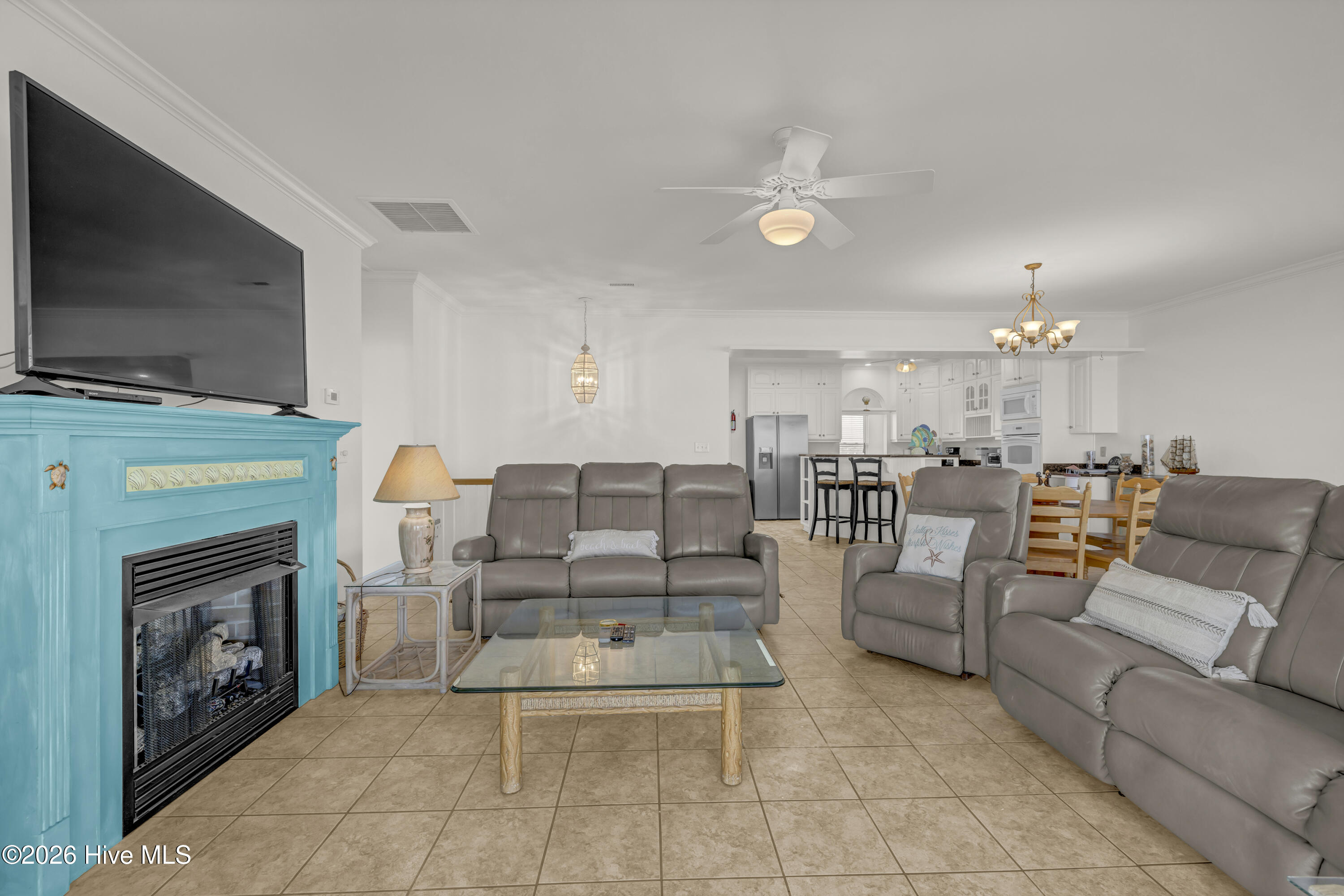 100558701 | Photo 15