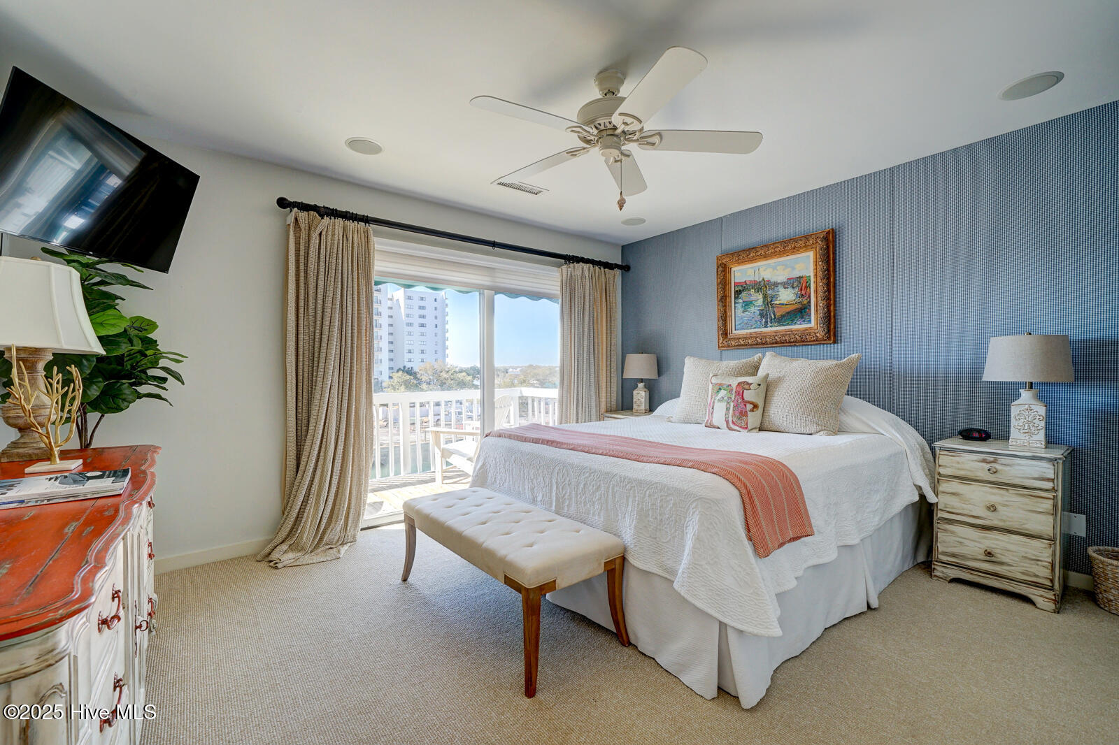 100546468 | Photo 22