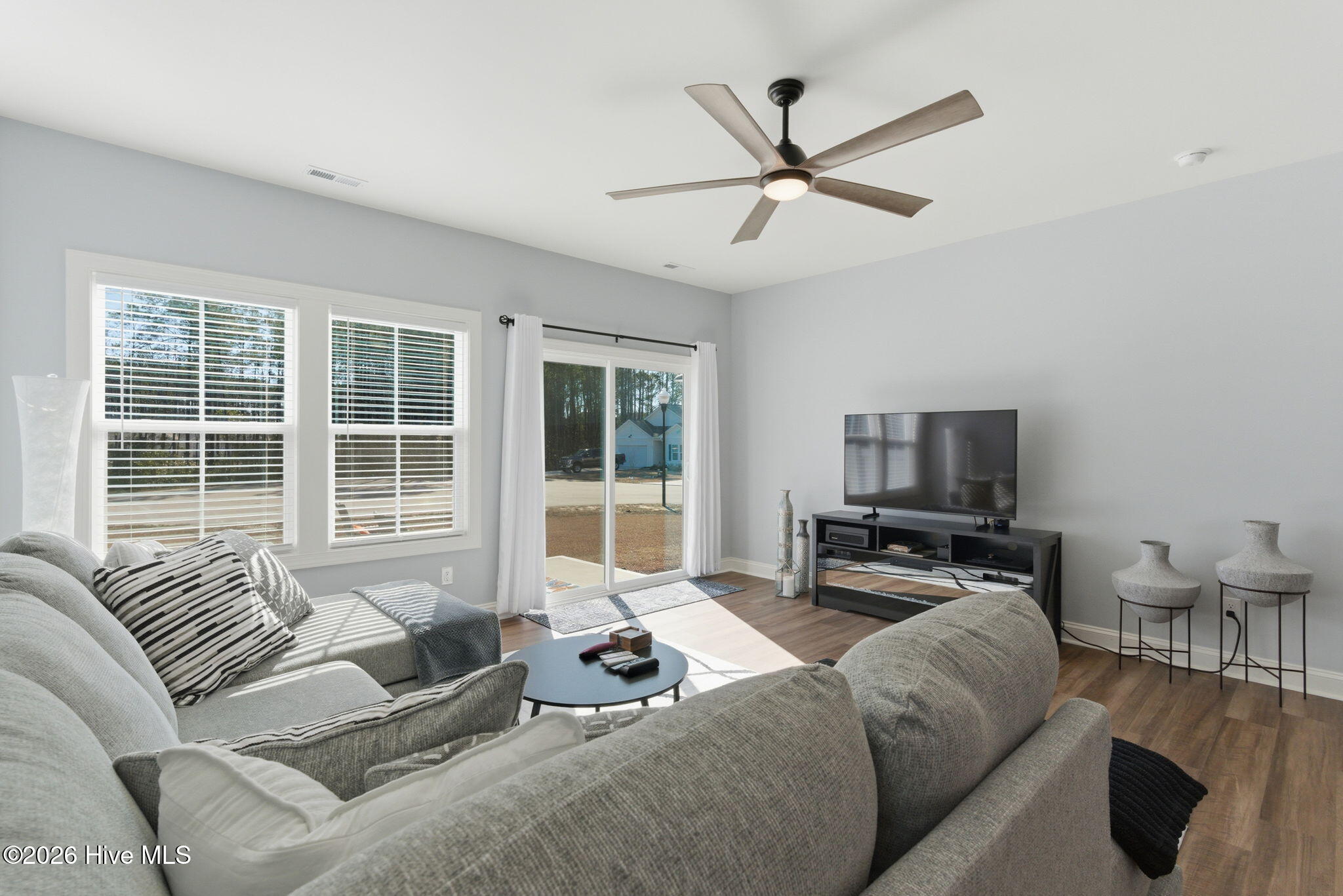 100554618 | Photo 29