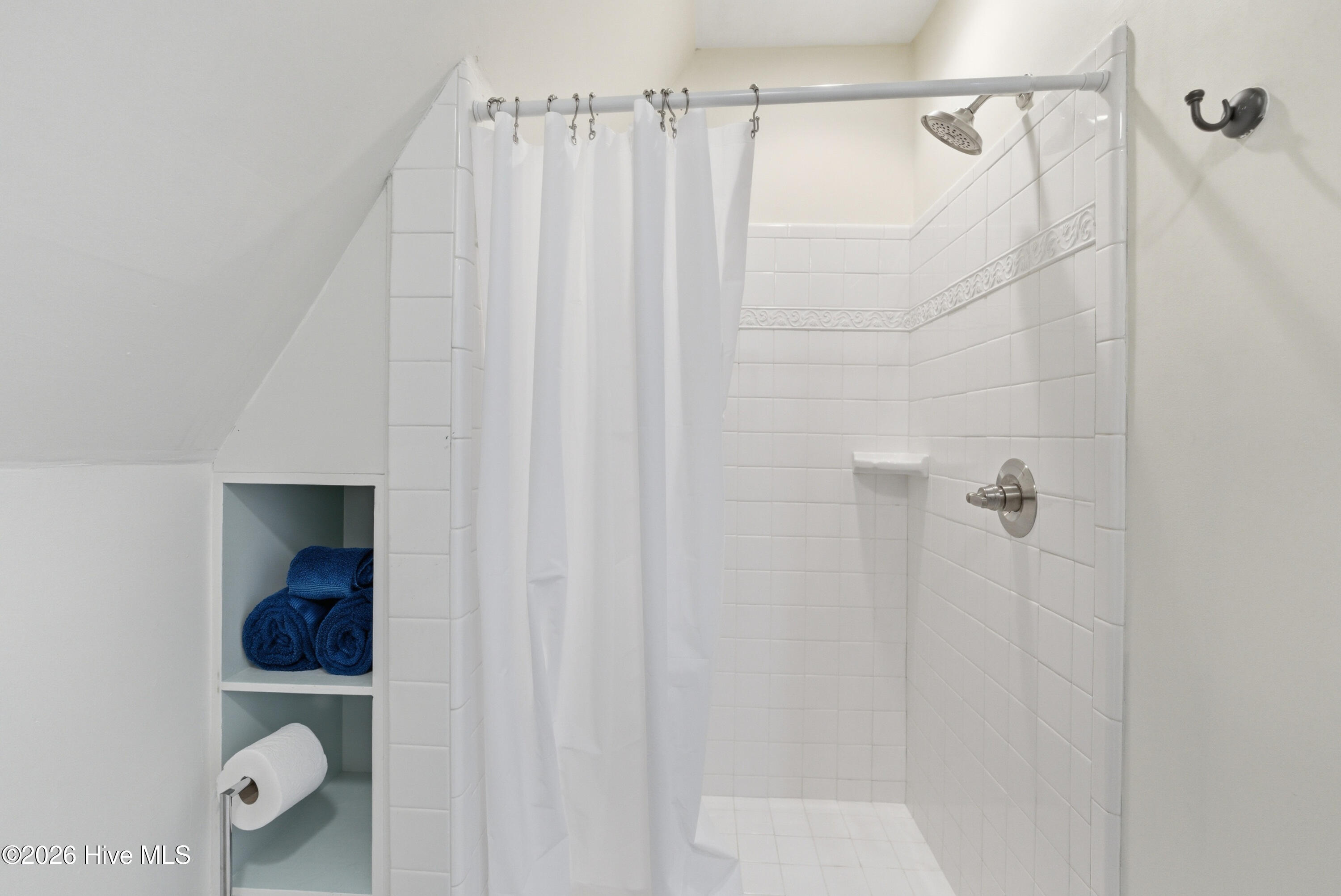 100567578 | Photo 36