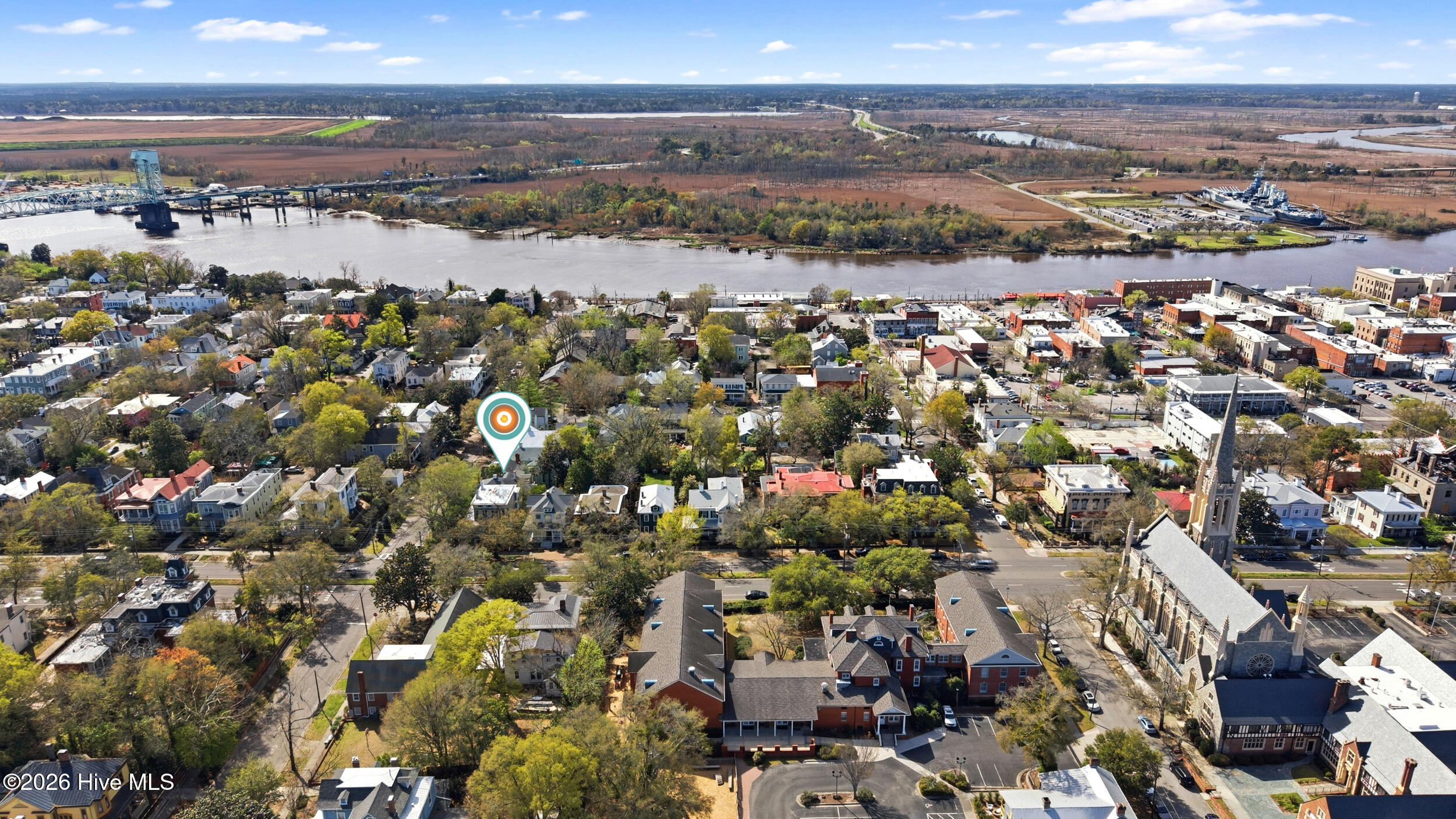 100561300 | Photo 68