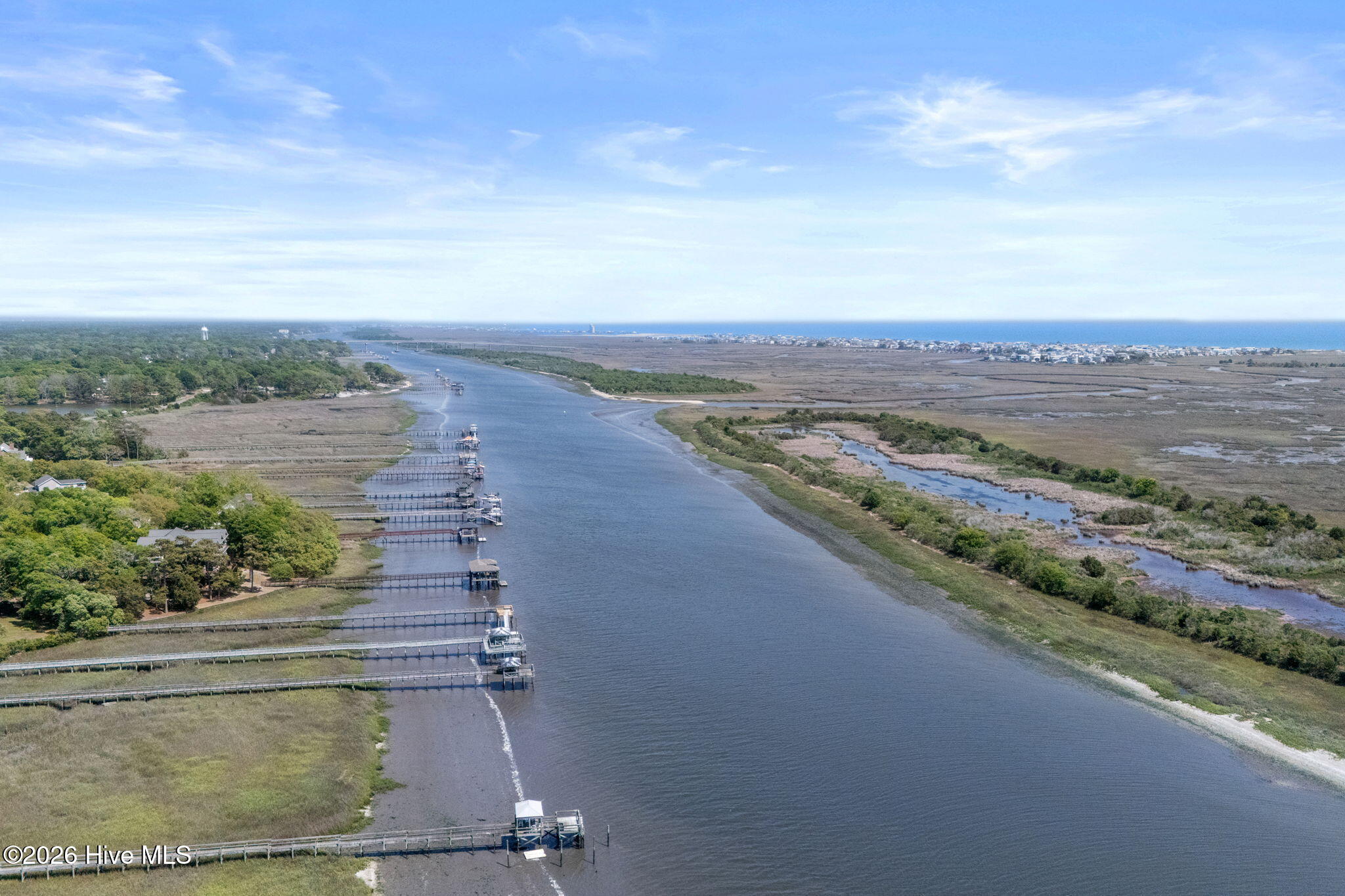 100568213 | Photo 57