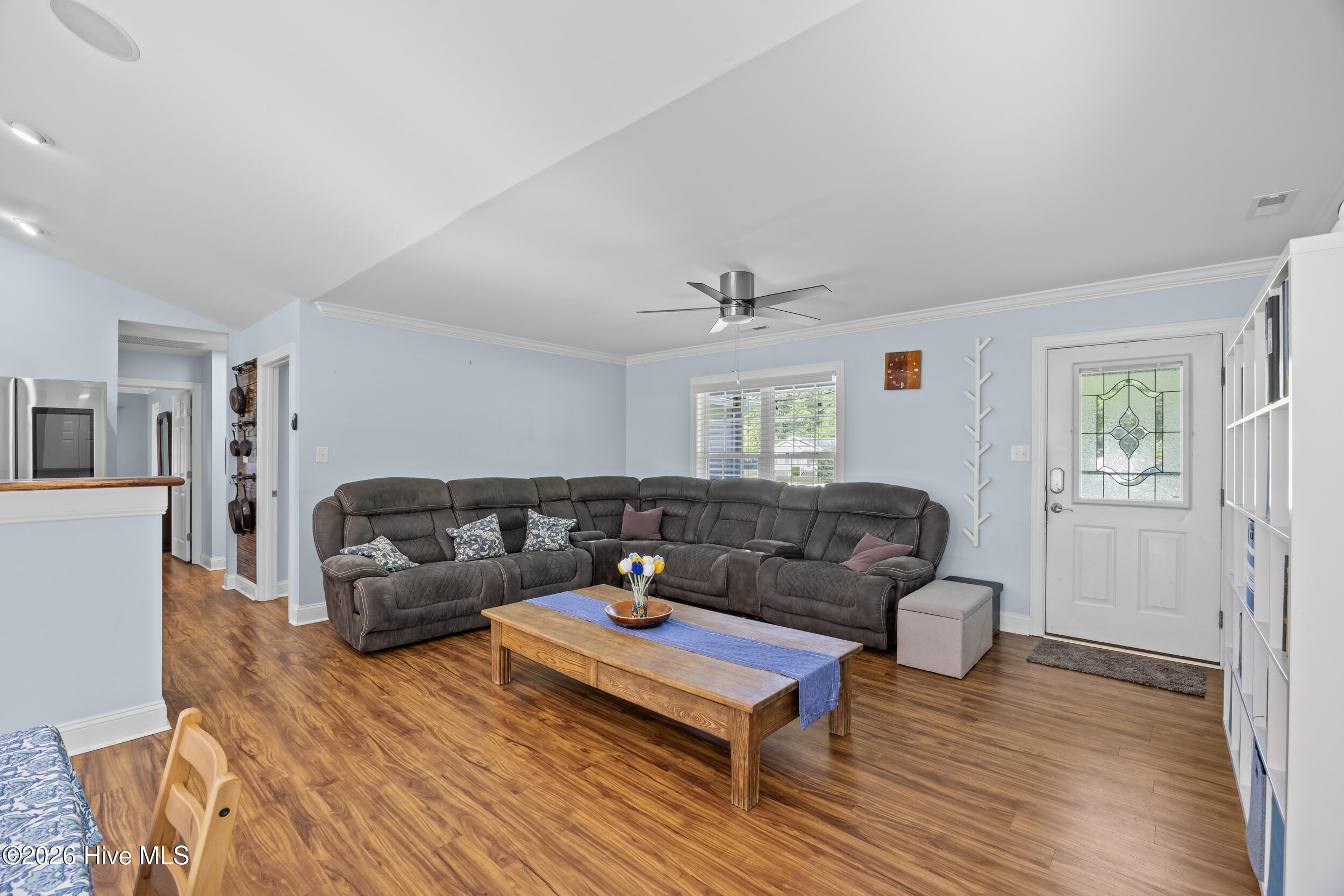 100567531 | Photo 16