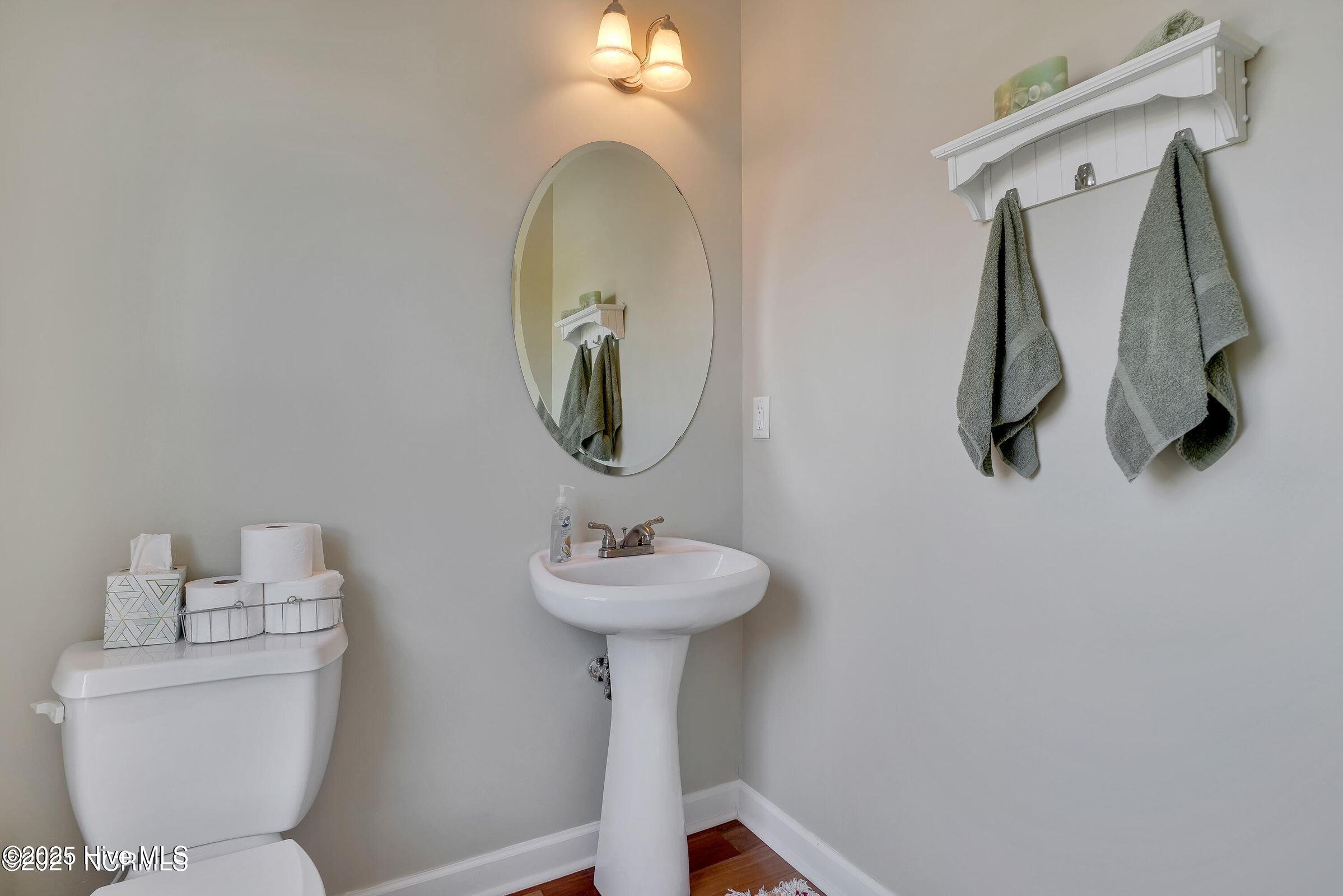 100514003 | Photo 12