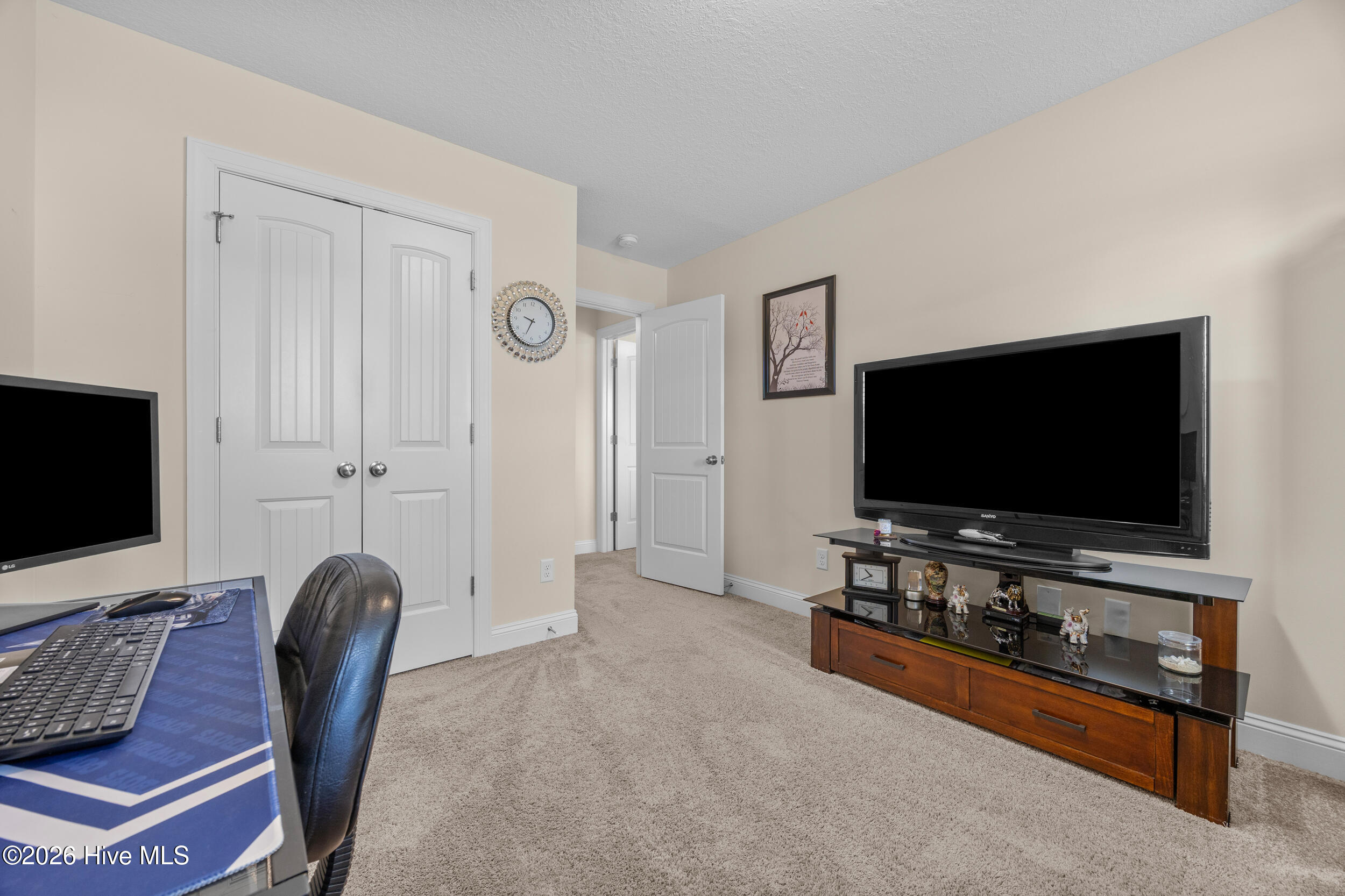 100567416 | Photo 20