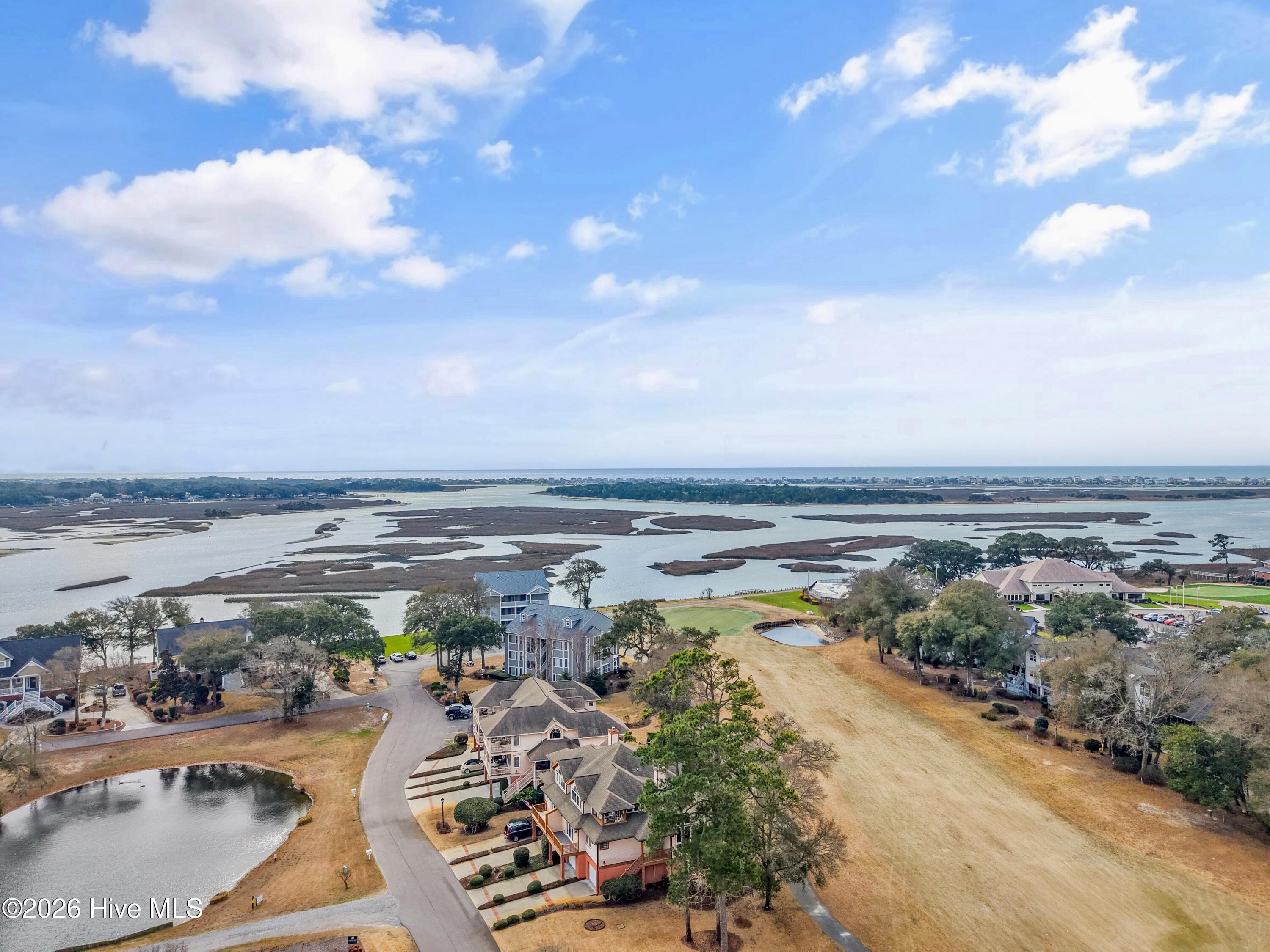 100557427 | Photo 71