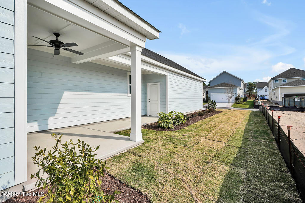 100526072 | Photo 27