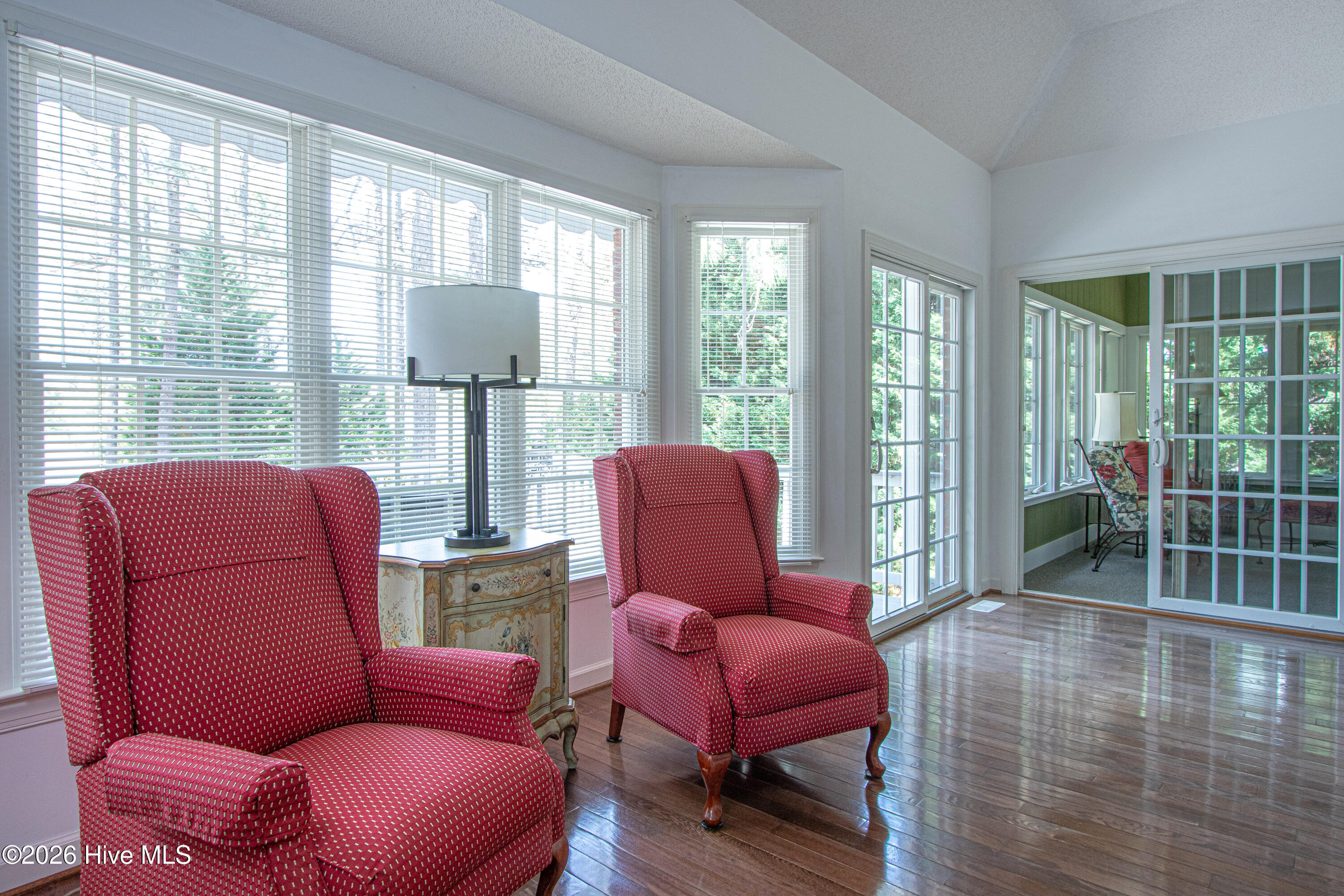 LivingRoom5