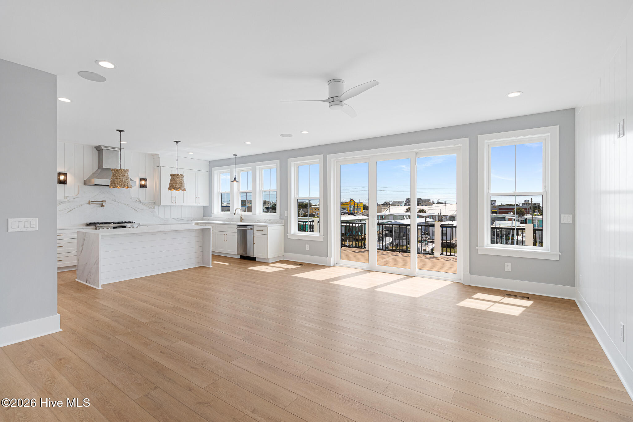 121 Sound Drive, Atlantic Beach, NC, 28512