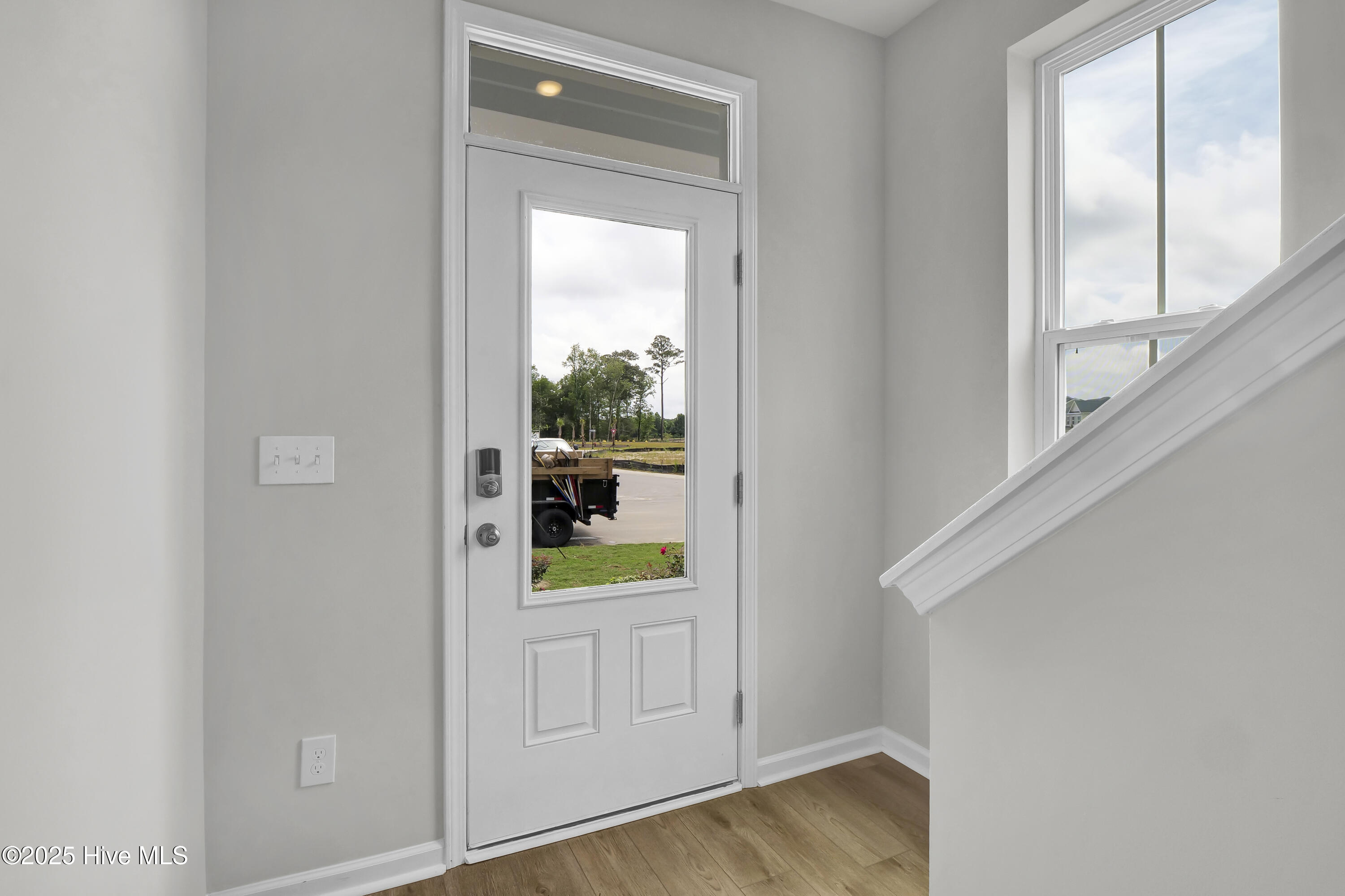 100556637 | Photo 11