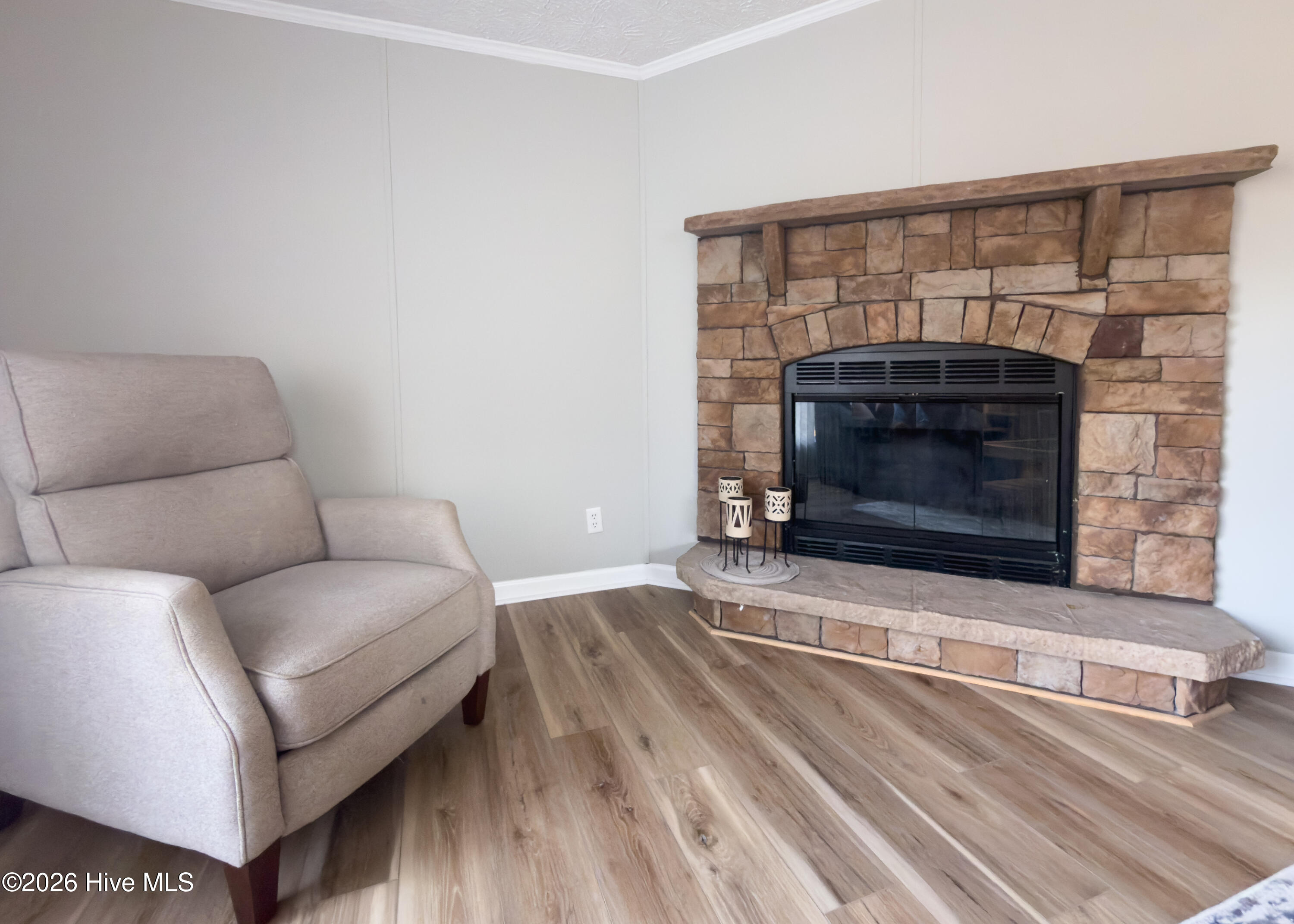 100548742 | Photo 18