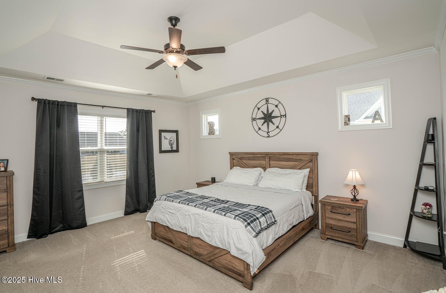 100547229 | Photo 28