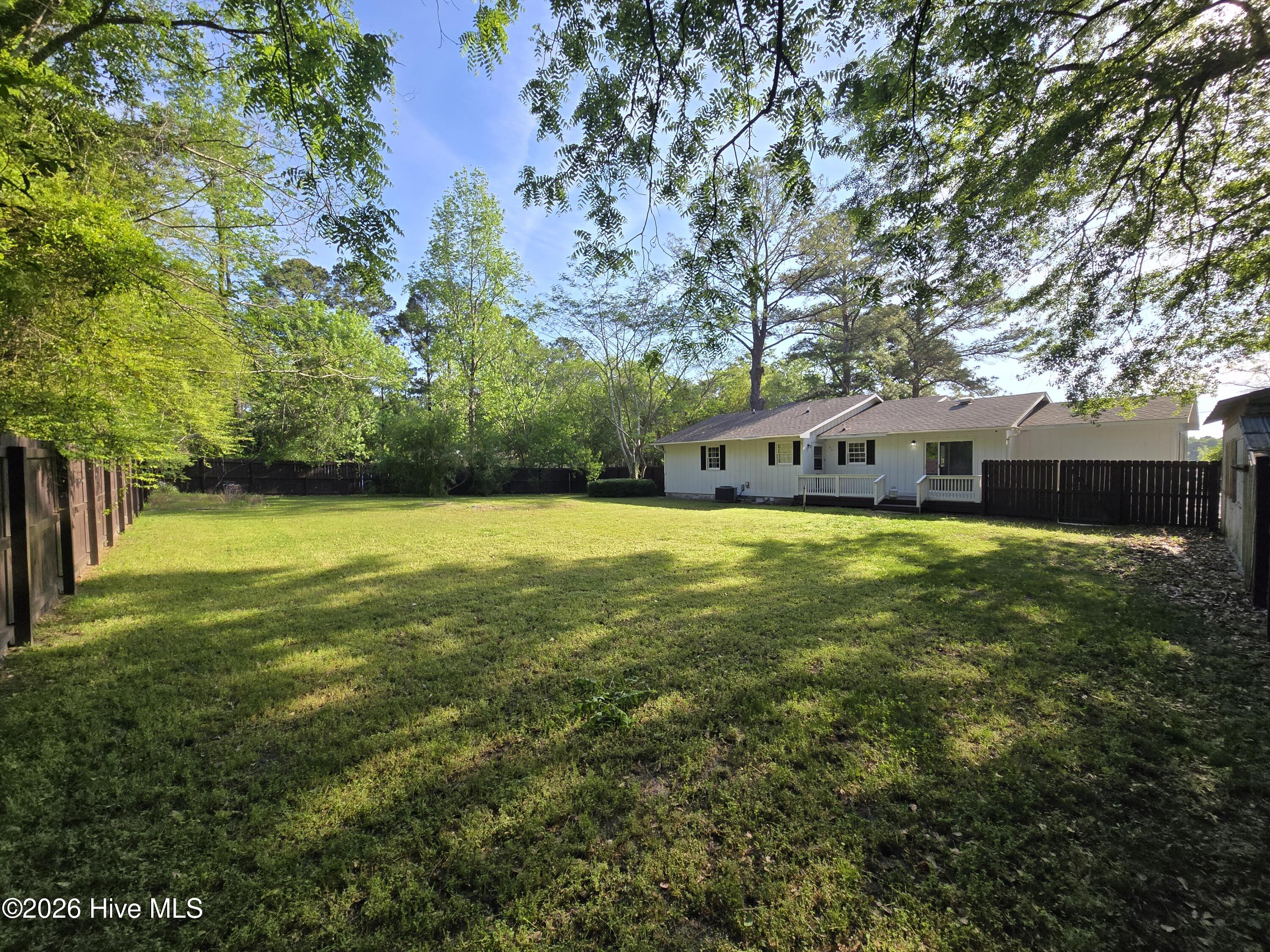 Undisclosed Address, Richlands, NC, 28574