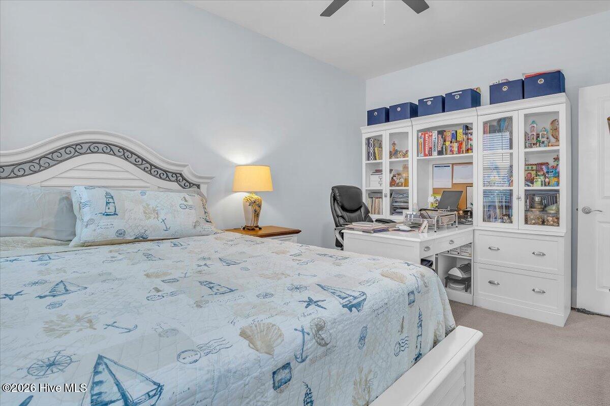 100569276 | Photo 38