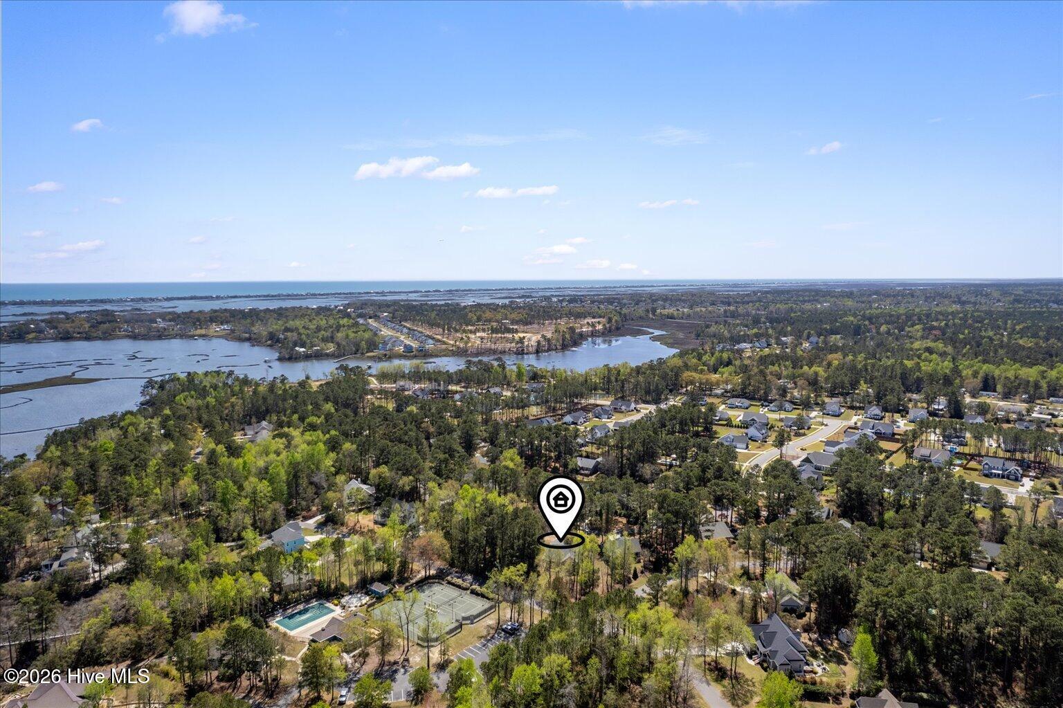 100564085 | Photo 39