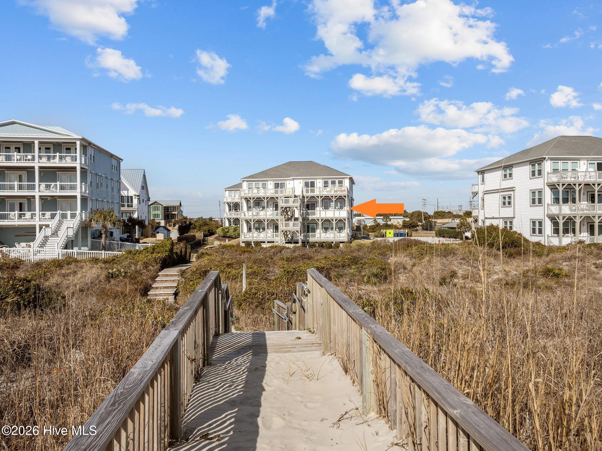 100552936 | Photo 35