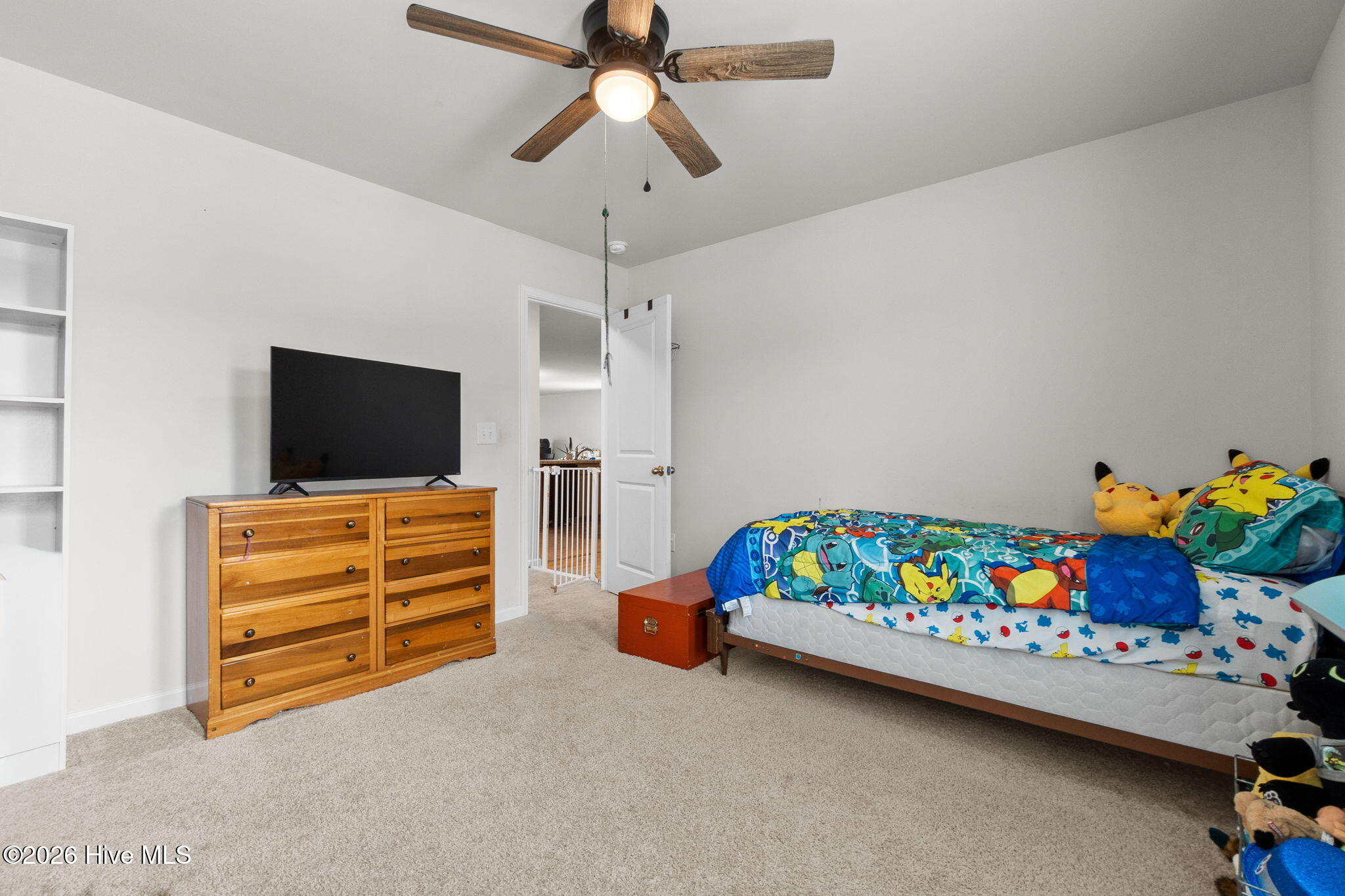 100560384 | Photo 17