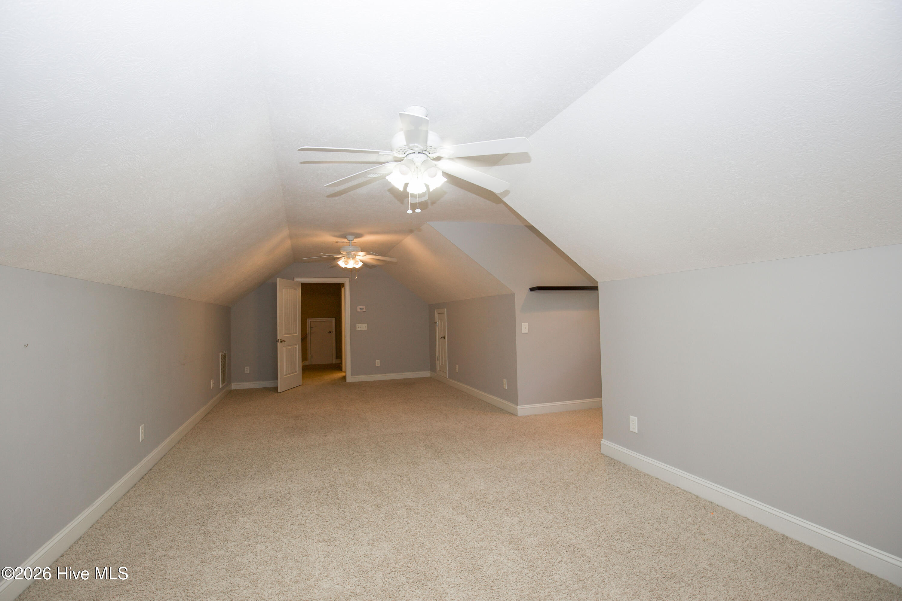 16 Montrose Ct-79