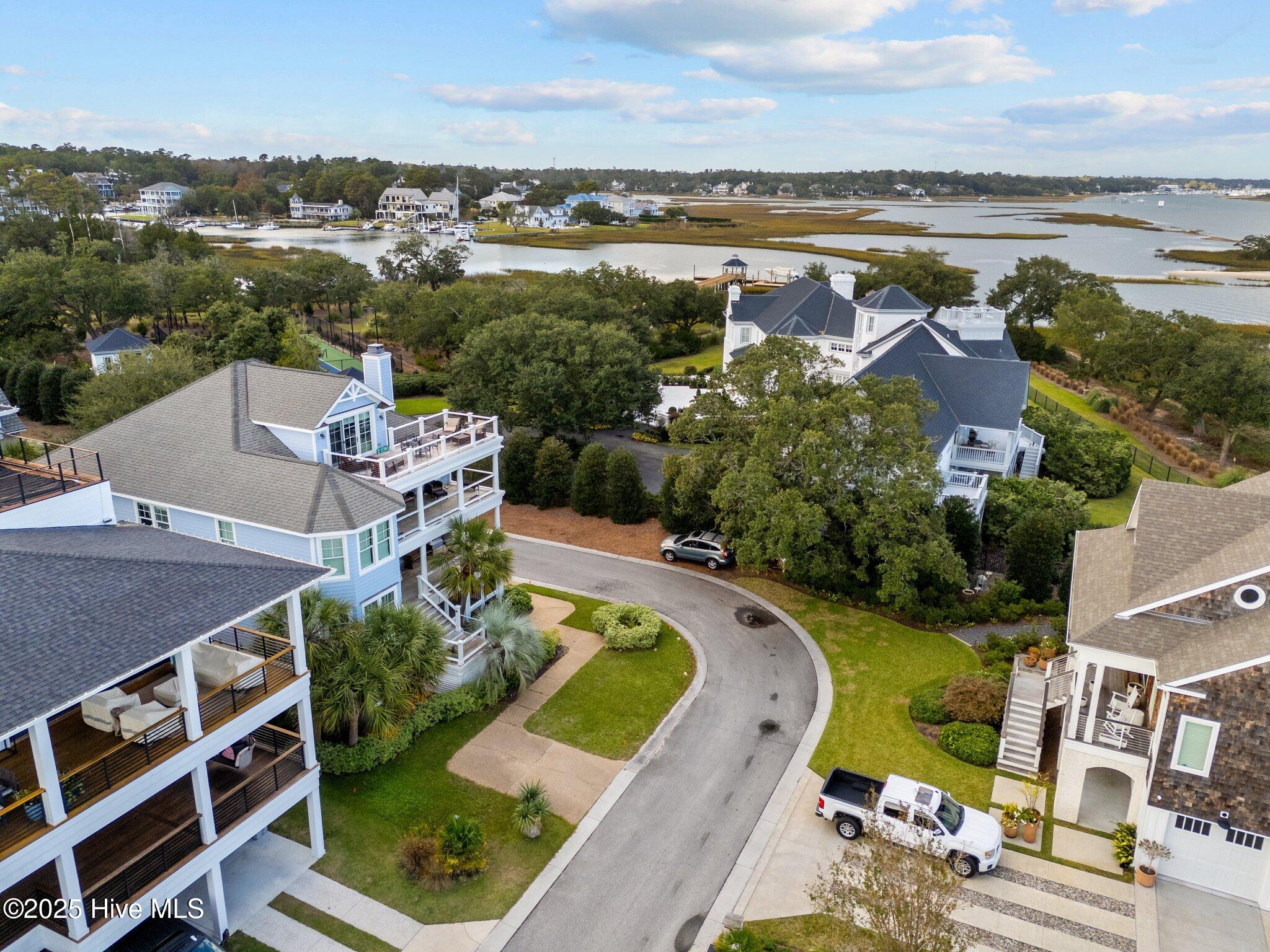 100525700 | Photo 74