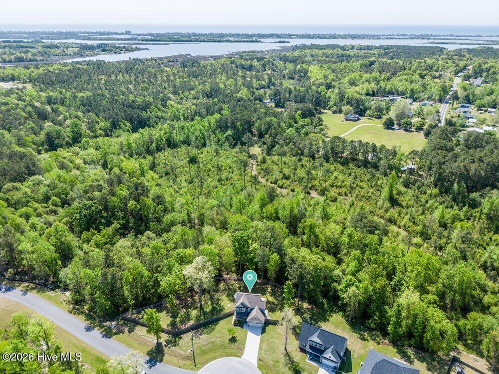 100567817 | Photo 35