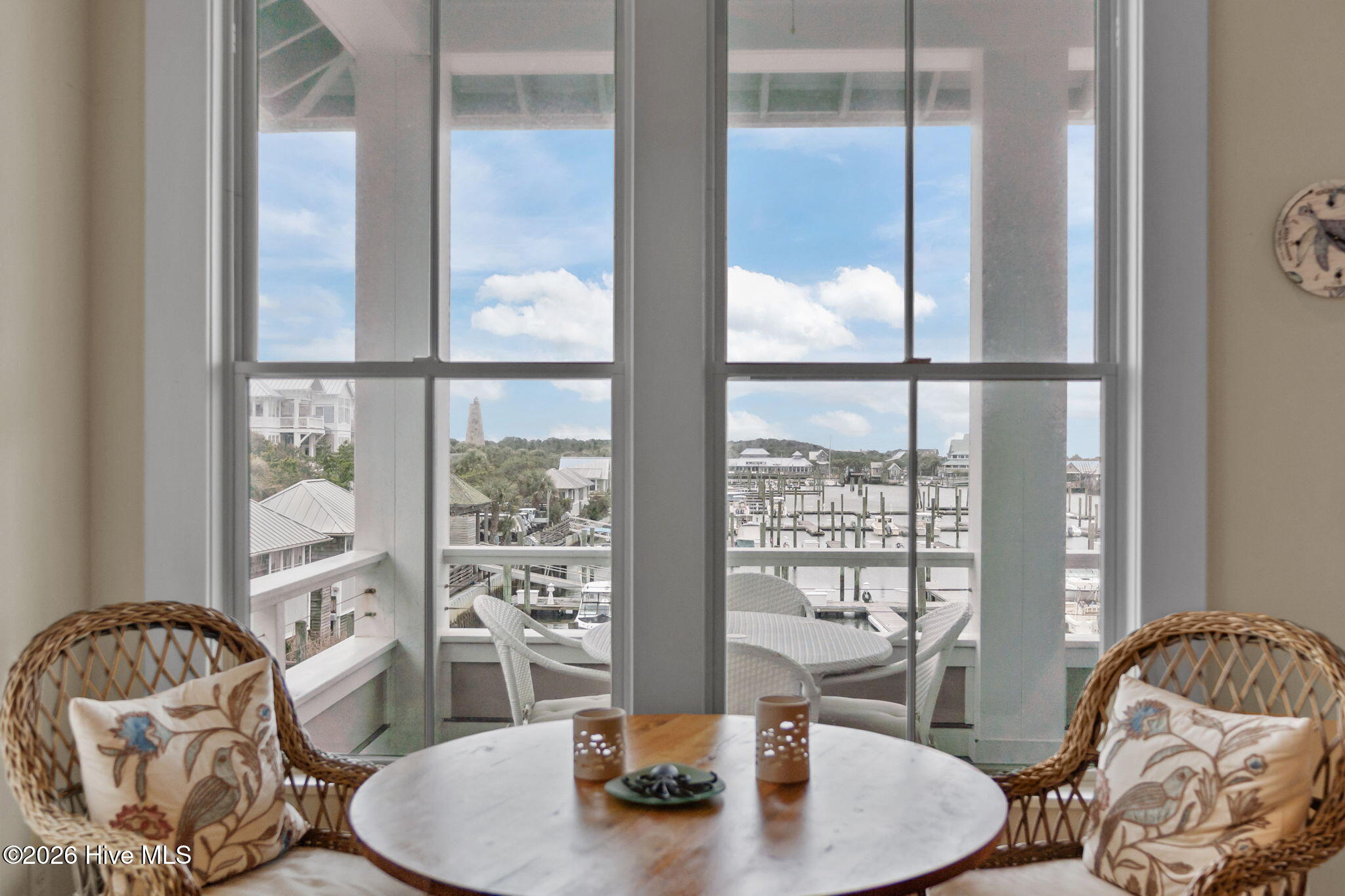 100555119 | Photo 19