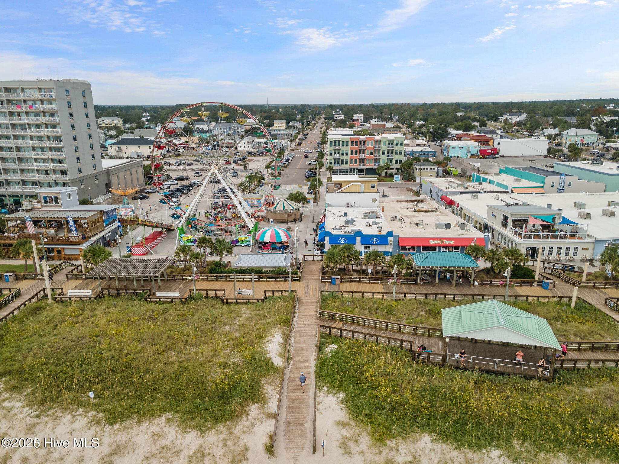 100562834 | Photo 53