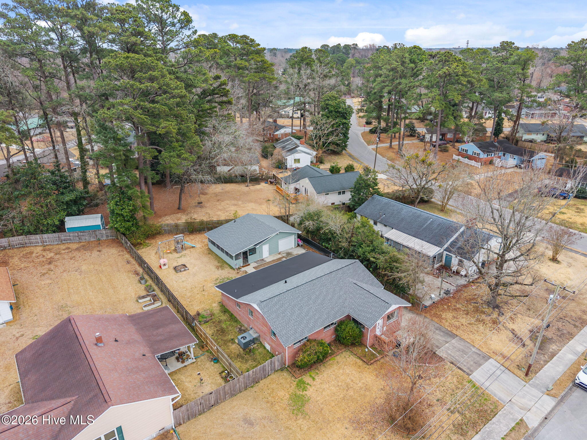 100555737 | Photo 51