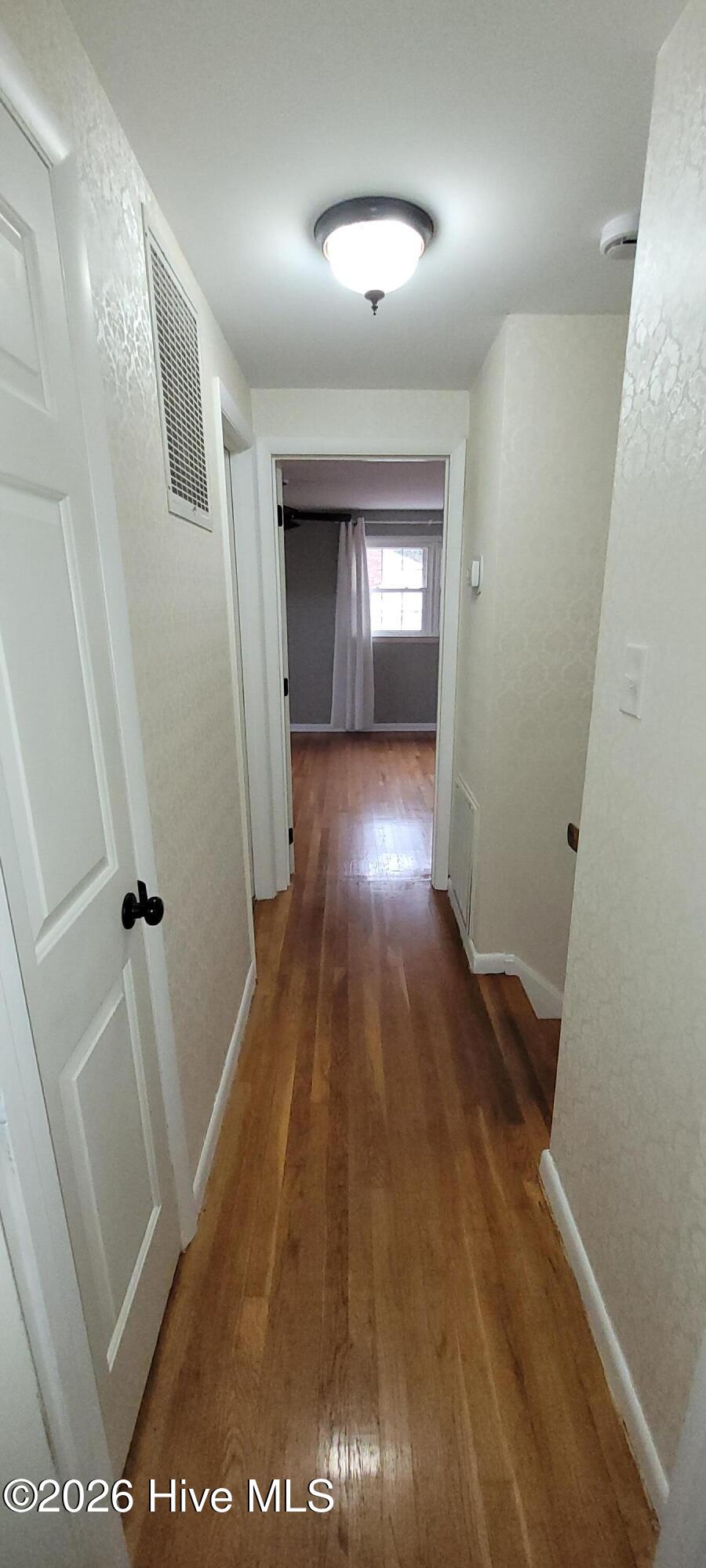 100551473 | Photo 40