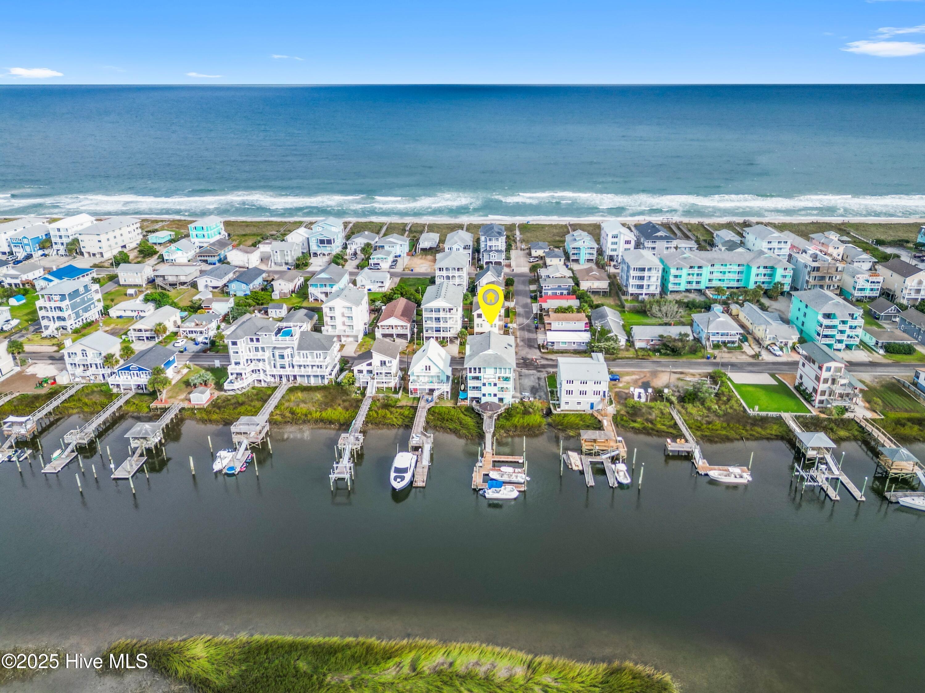 100536388 | Photo 45