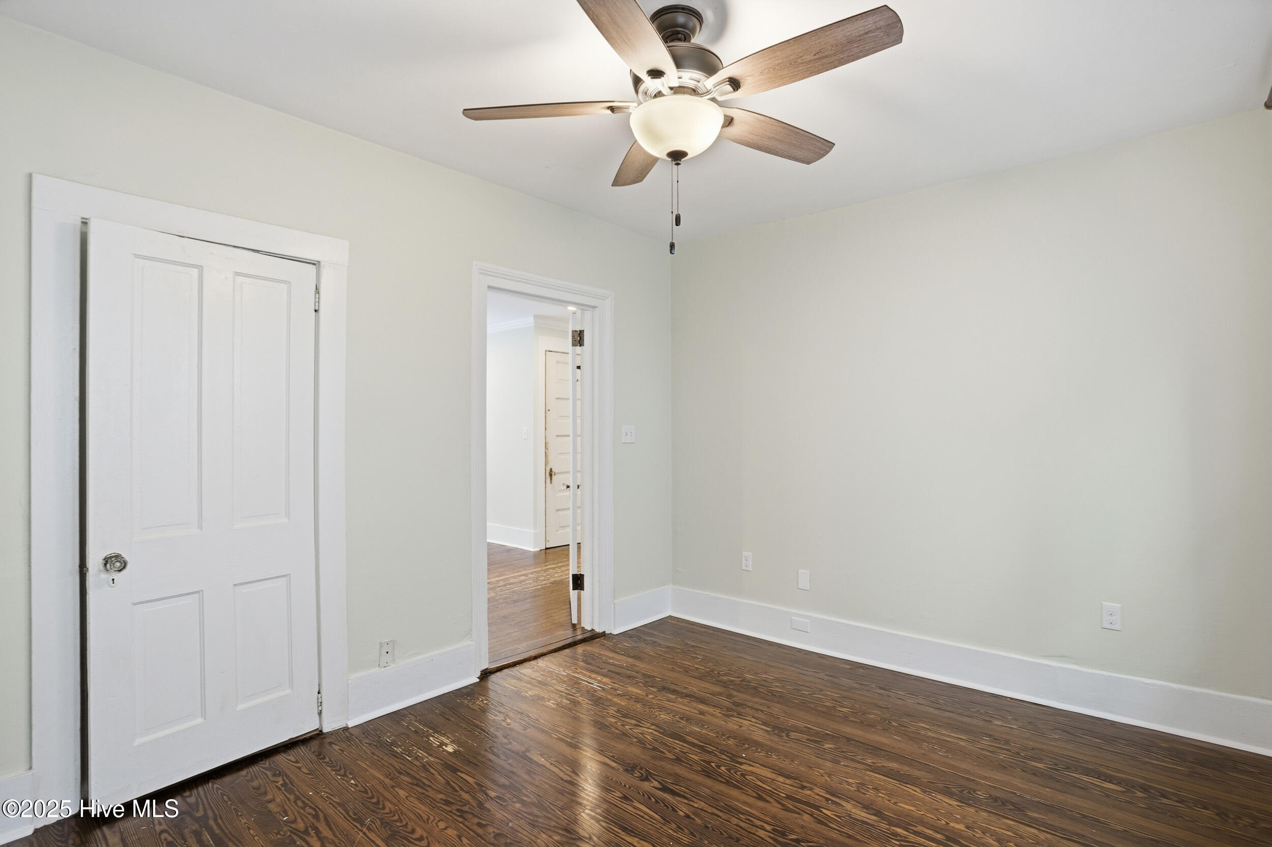 100542379 | Photo 20