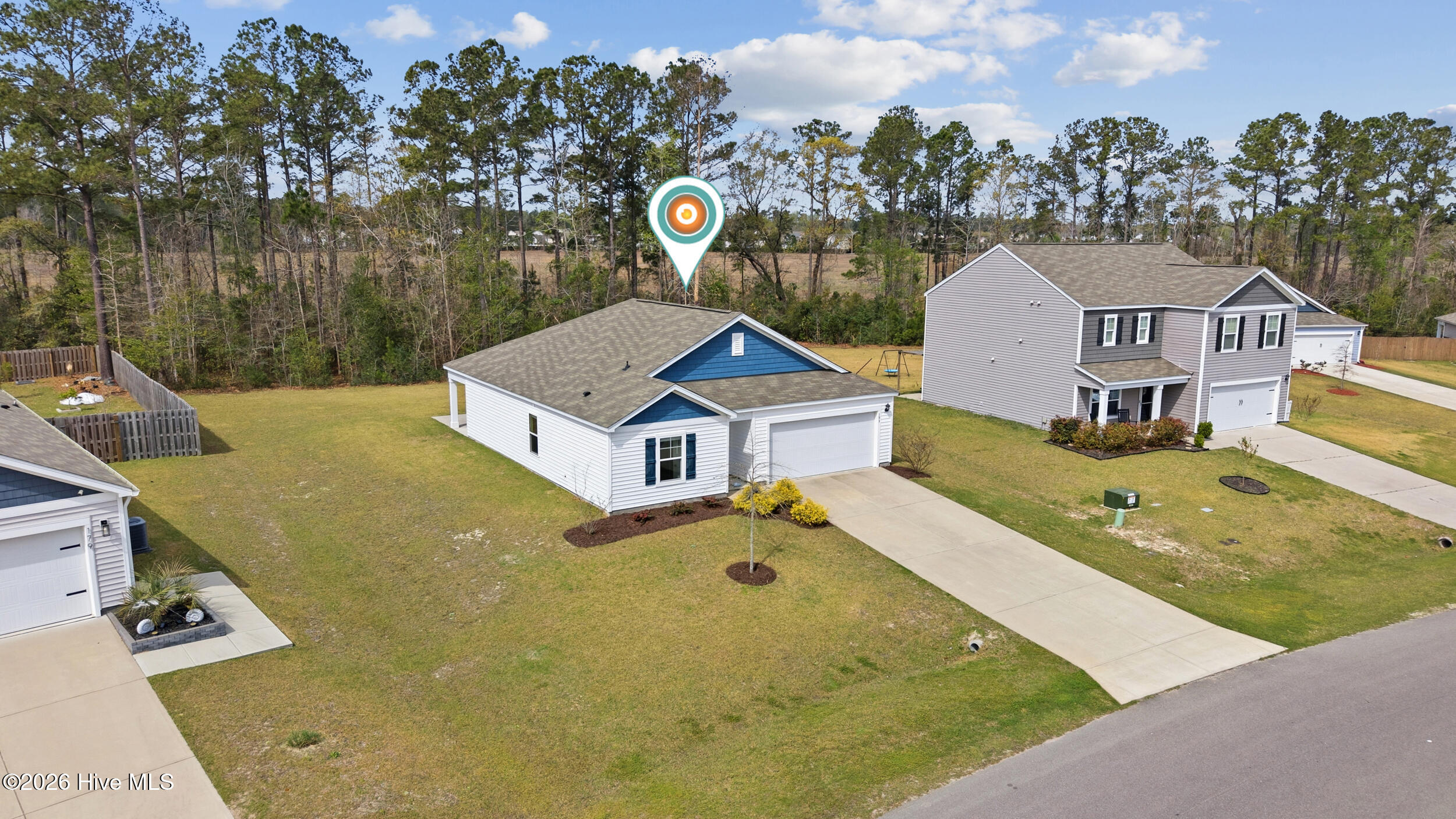 100563089 | Photo 33