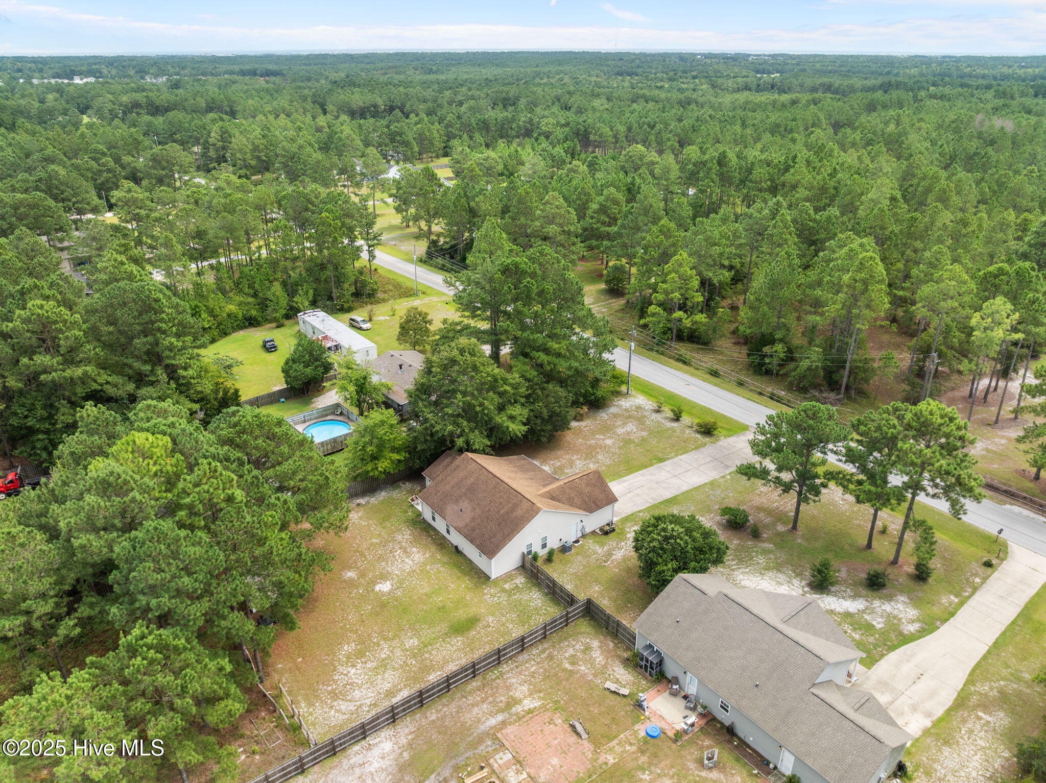 100526842 | Photo 51