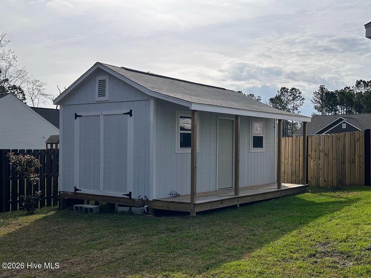 100562771 | Photo 33