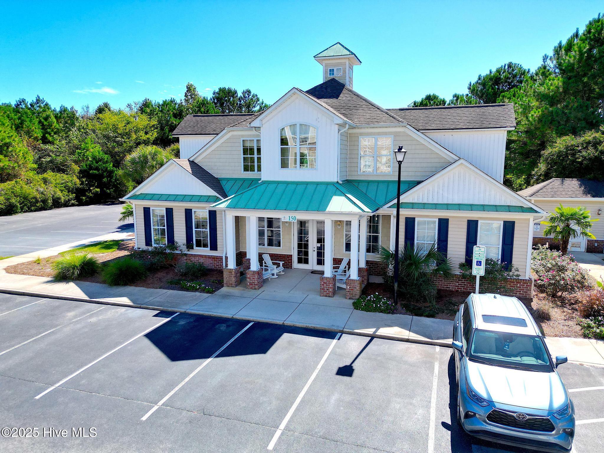 100534929 | Photo 54