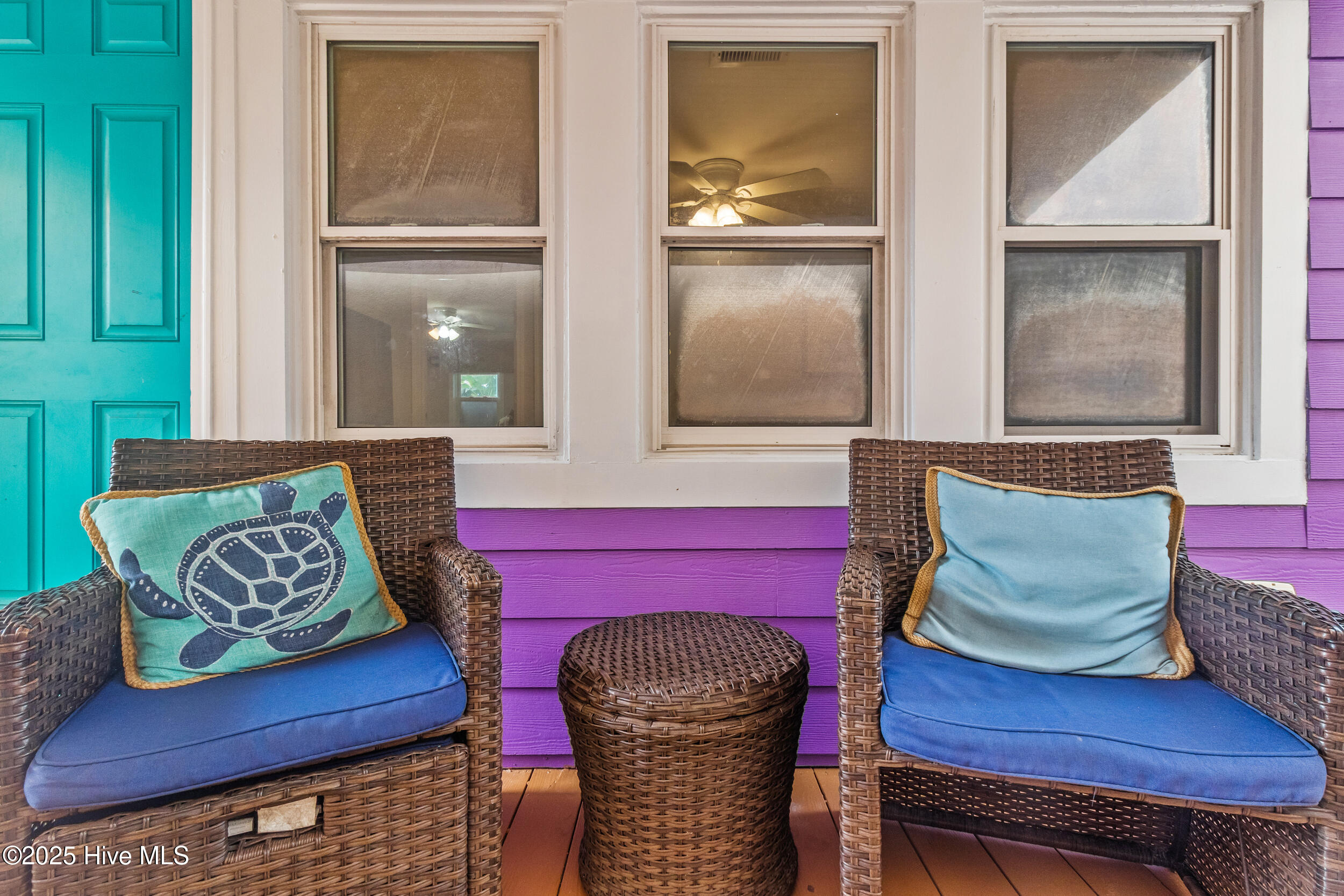 100560674 | Photo 27