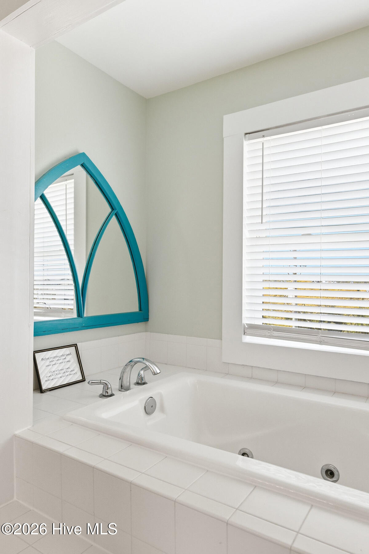 100566391 | Photo 27