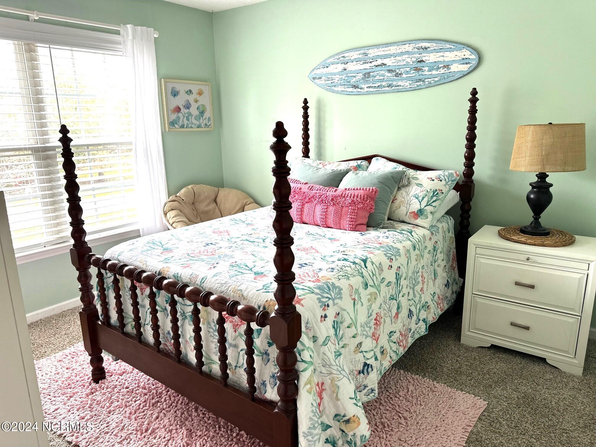 100551798 | Photo 22