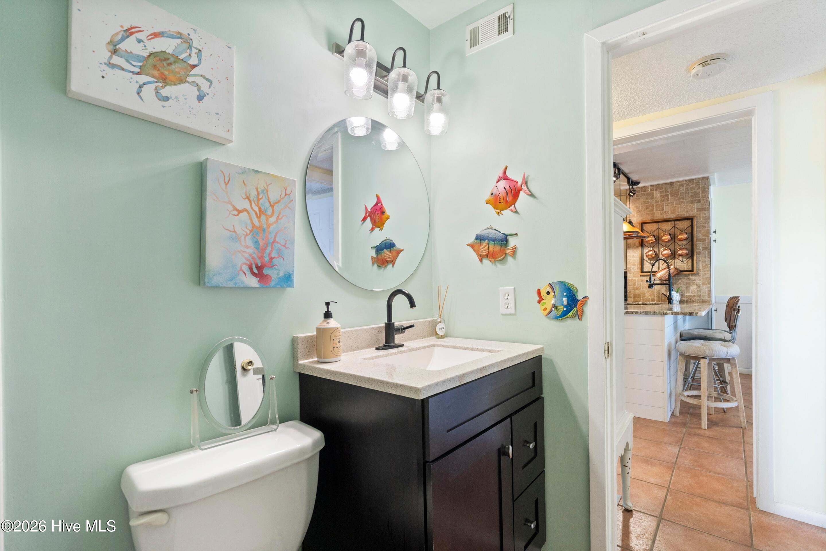 100549000 | Photo 32